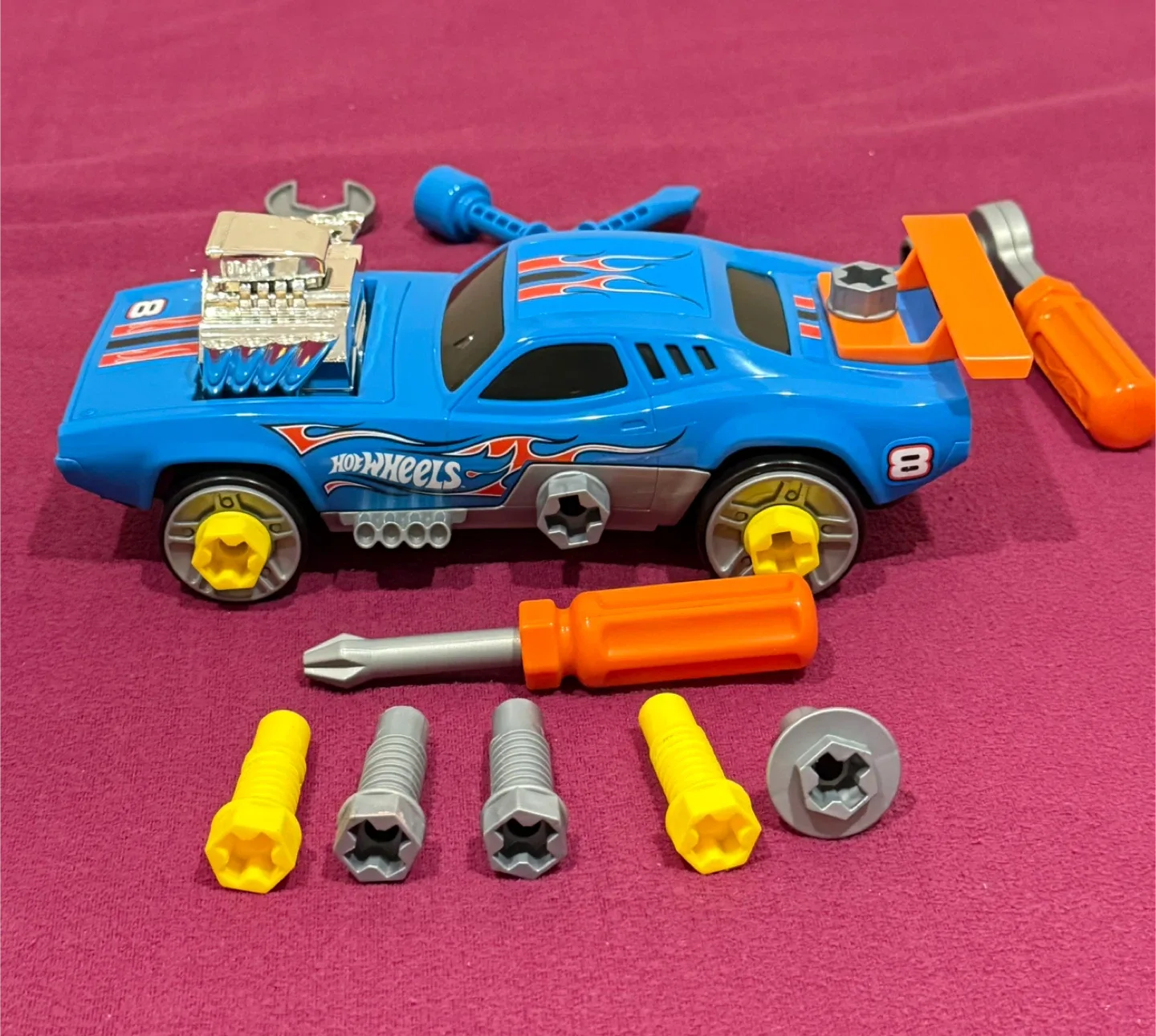 Hot Wheels Ready to Race Car Builder Set image indicator(2)