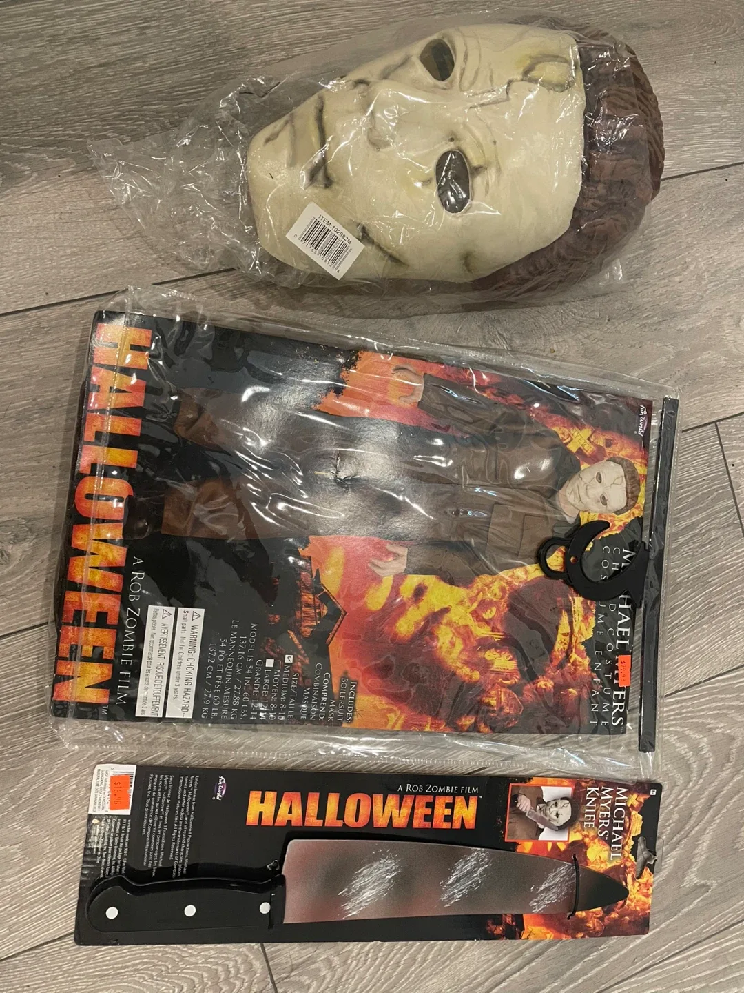 Halloween Michael Myers Costume & Knife - Size 8-10 thumbnail