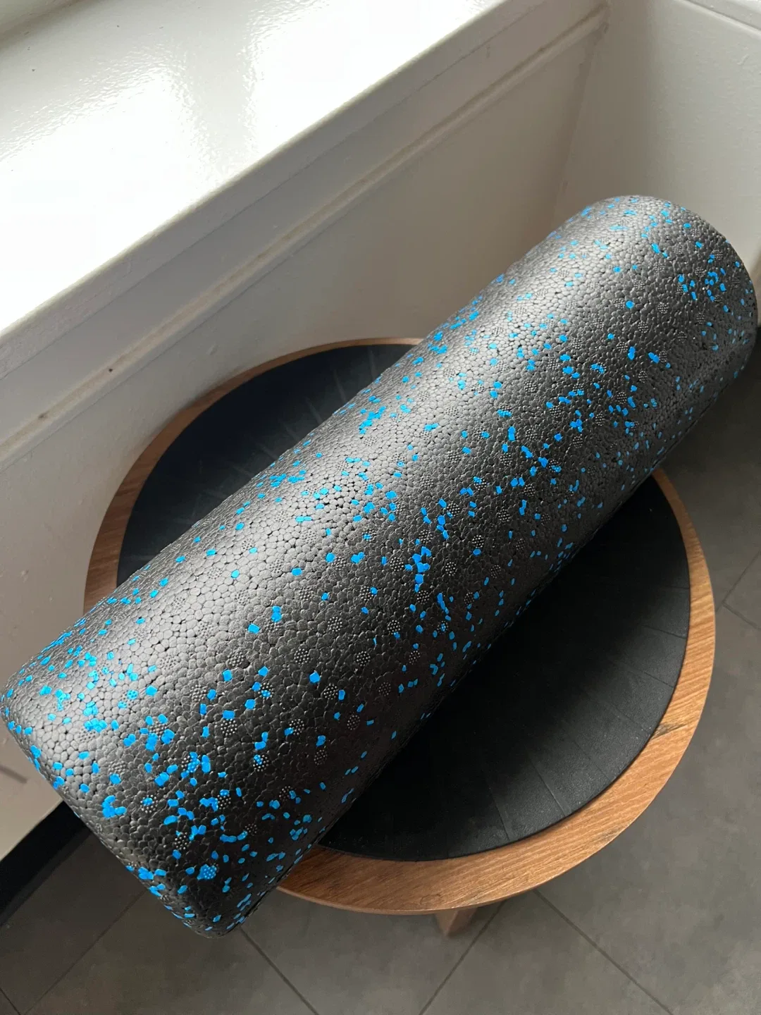 Yoga Mat and Foam Roller Set - Black / MOVING SALE ✈️✈️ image indicator(2)