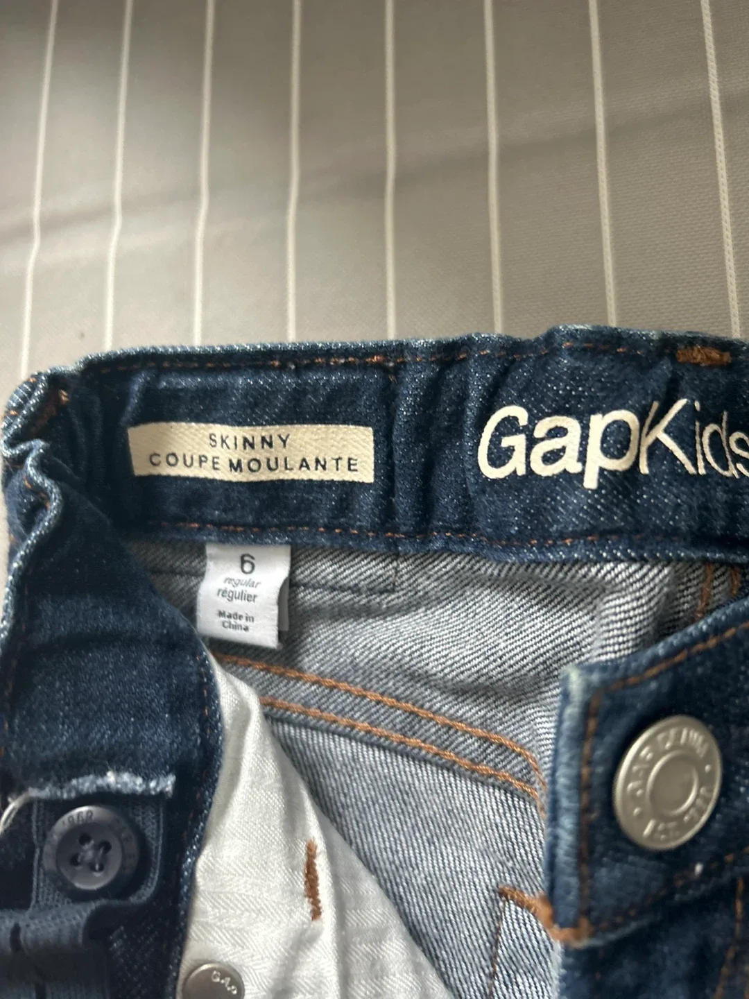Gap Kids Skinny Jeans Size 6 image indicator(2)