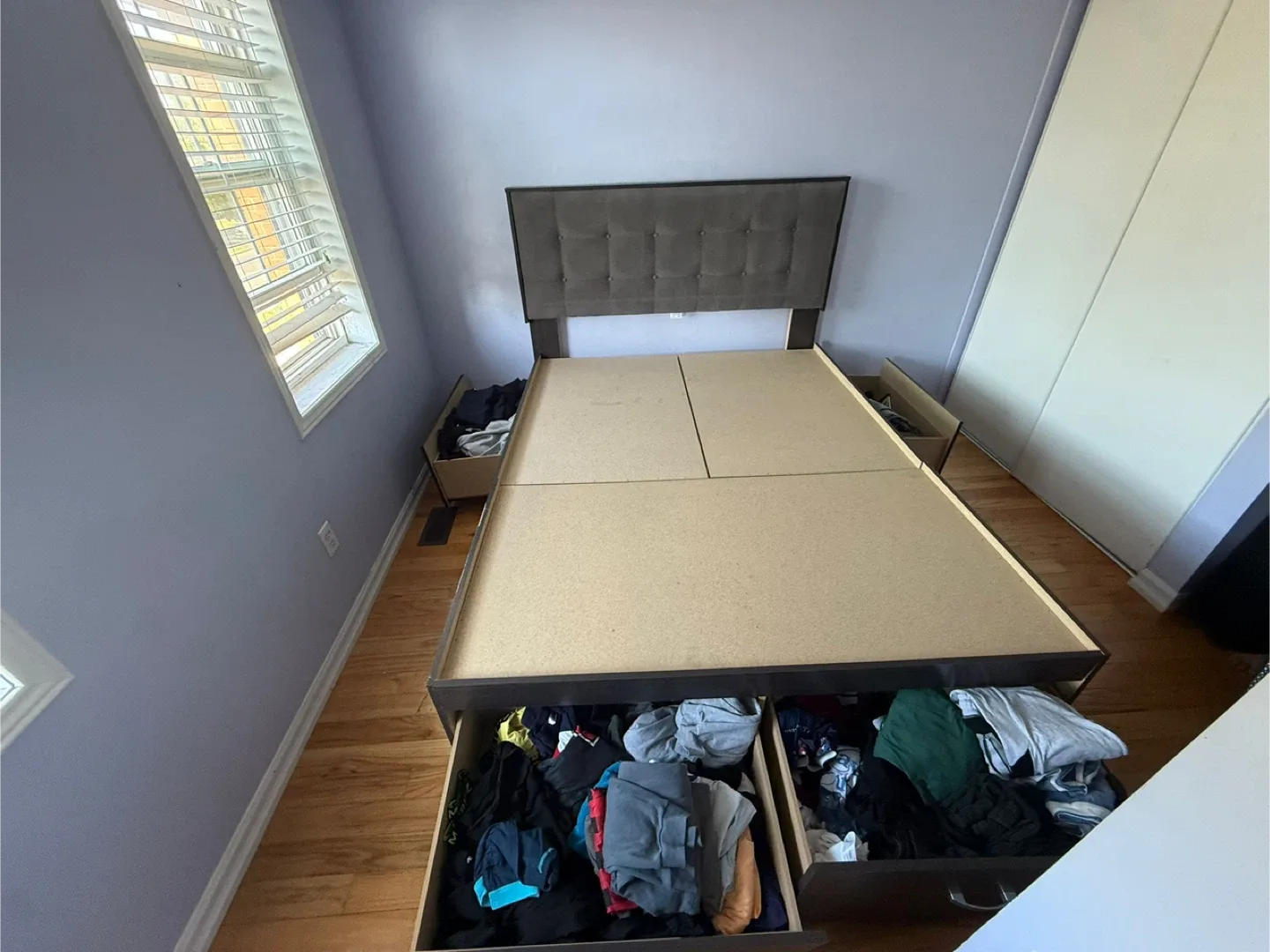 Queen Size Bed Frame with Storage Drawers image indicator(3)