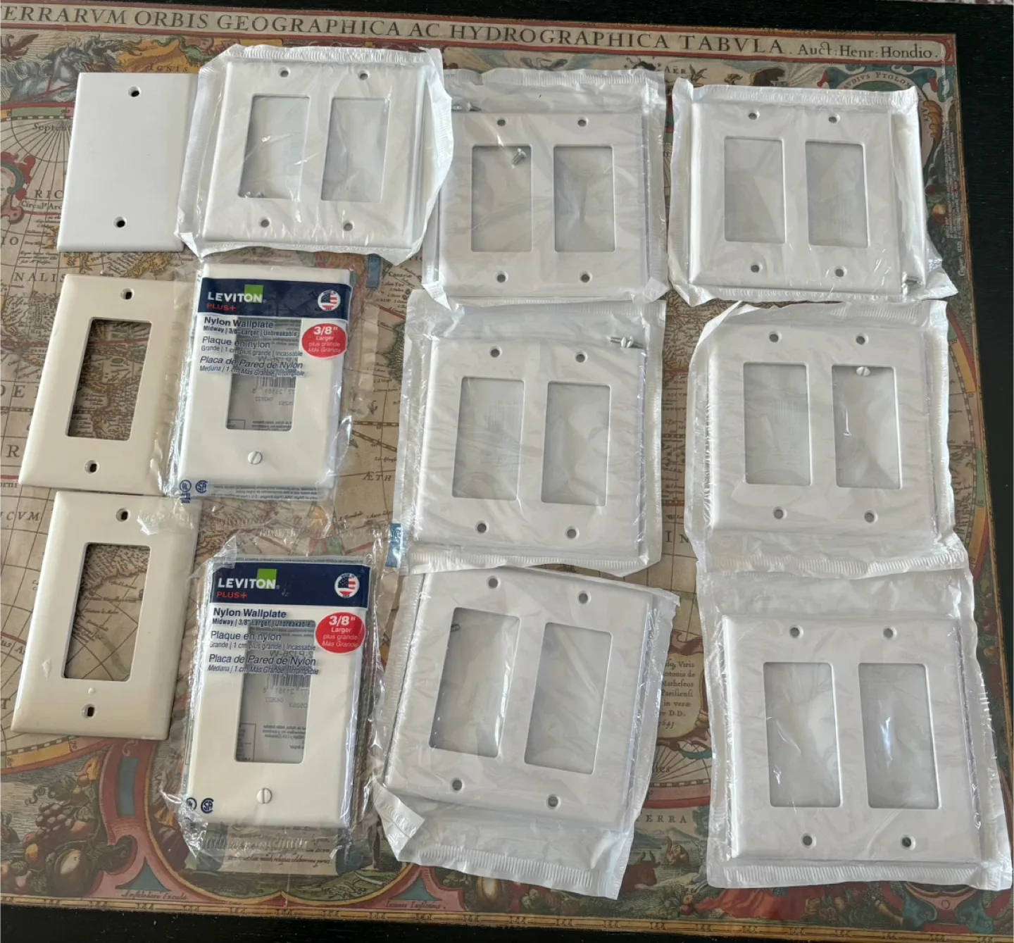 Leviton Nylon Wallplates - White thumbnail