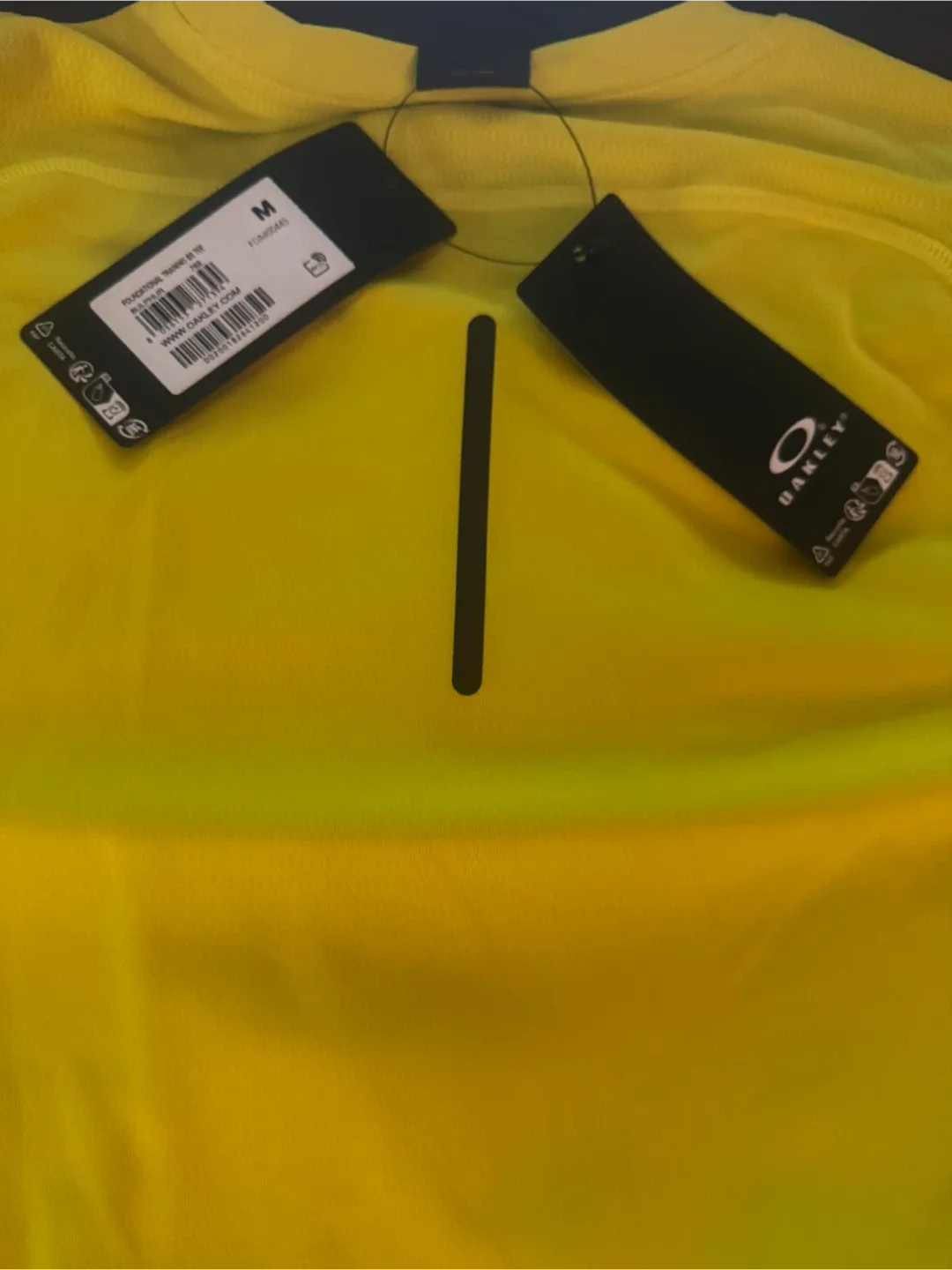 New Oakley Foundational Training Tee, Size M, Yellow image indicator(3)