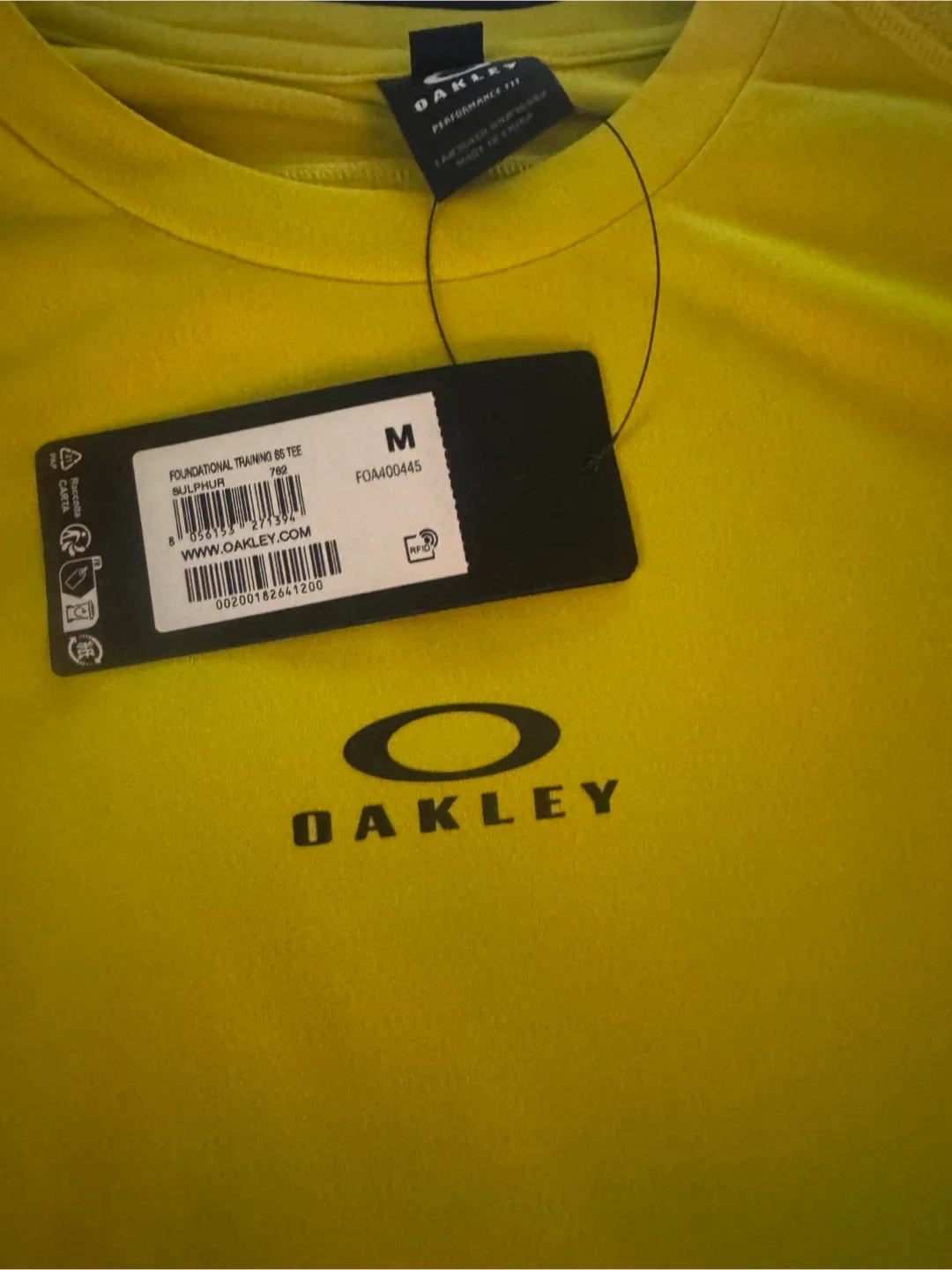 New Oakley Foundational Training Tee, Size M, Yellow image indicator(2)