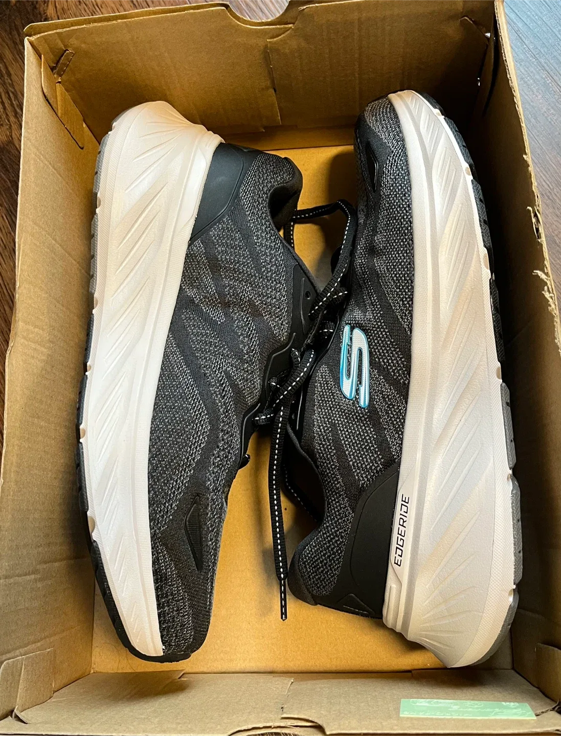 Skechers Edgeride - New - Black Running Shoes US 8.5 image indicator(7)