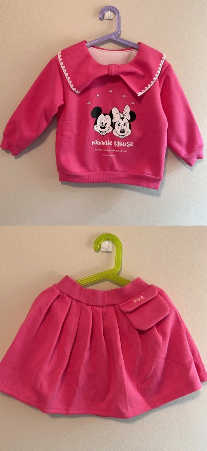 Minnie Mouse Pink Outfit - Size 4-5T thumbnail