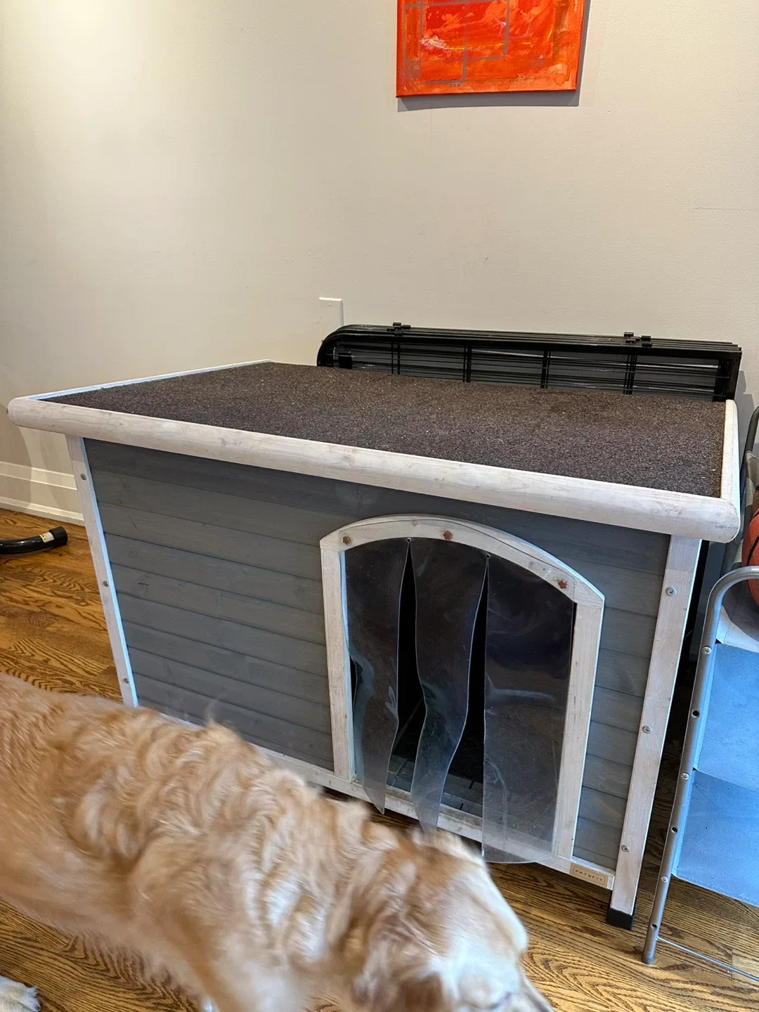 Wood Dog House - Grey Wood image indicator(6)