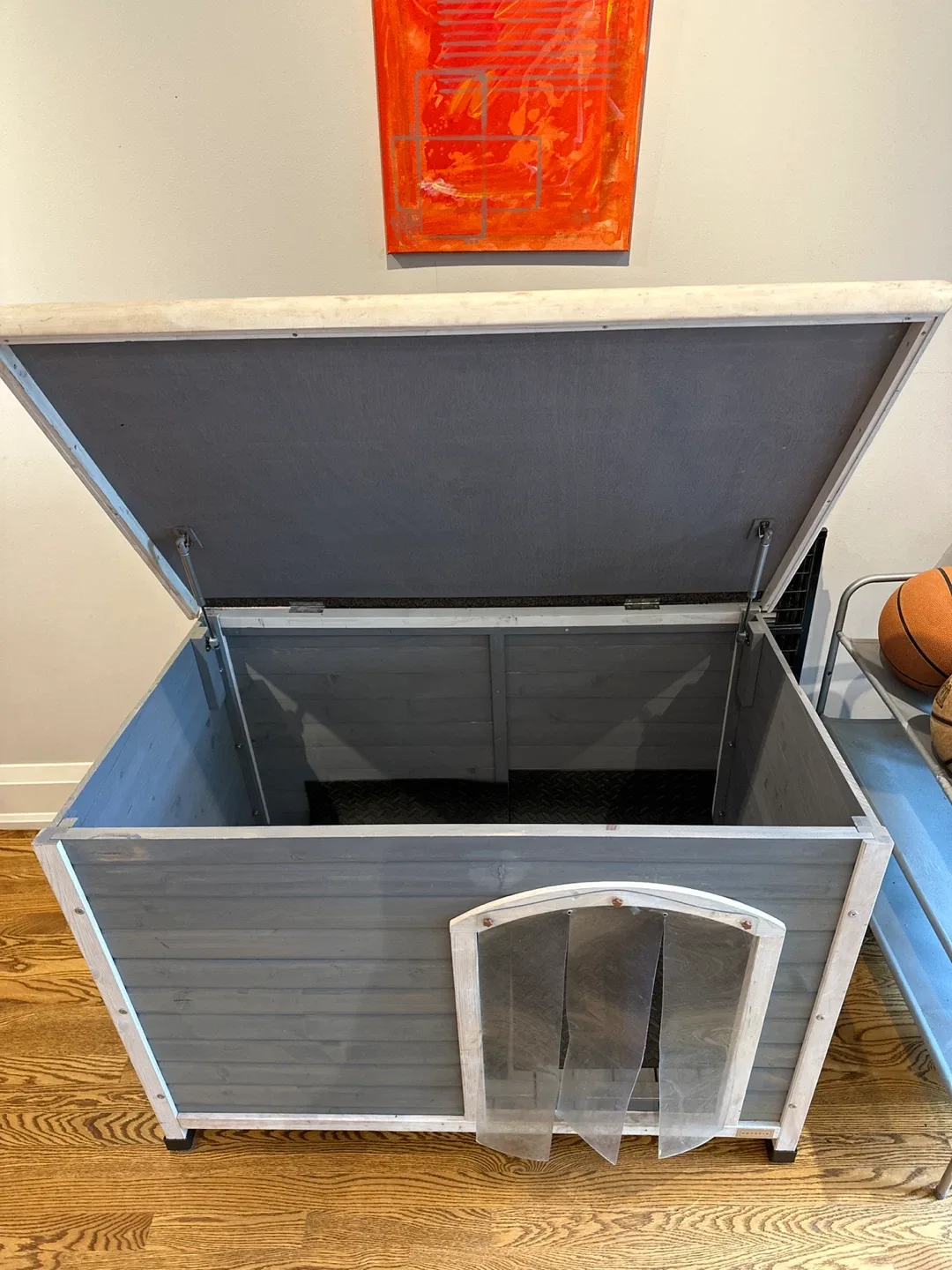 Wood Dog House - Grey Wood image indicator(9)