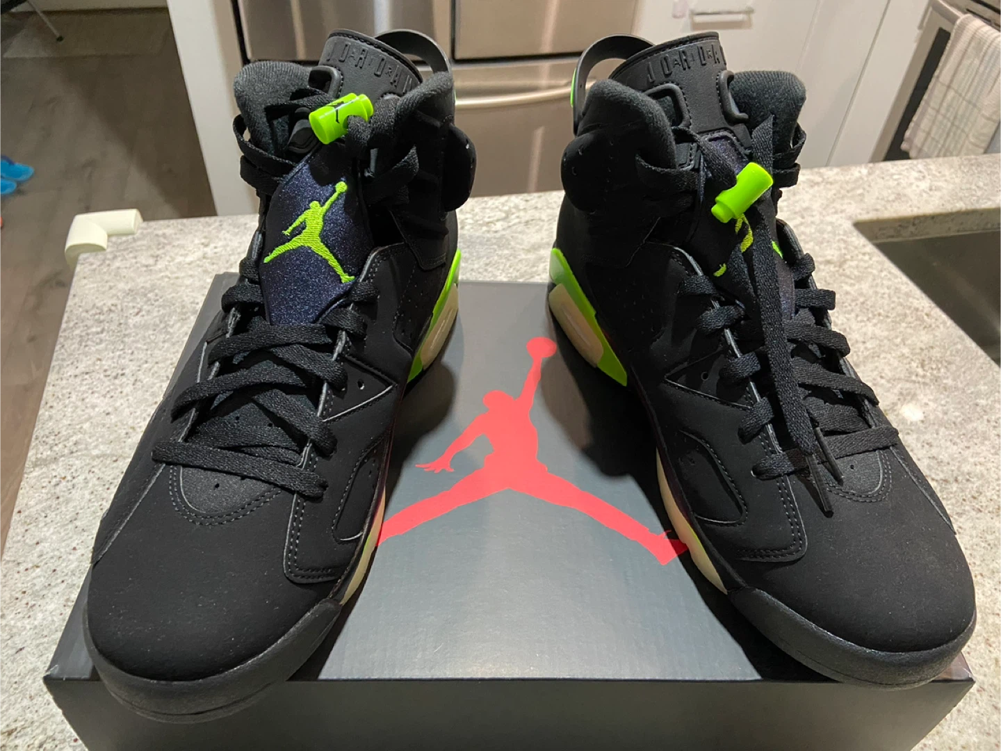 Air Jordan 6 Retro Electric Green - photo 2