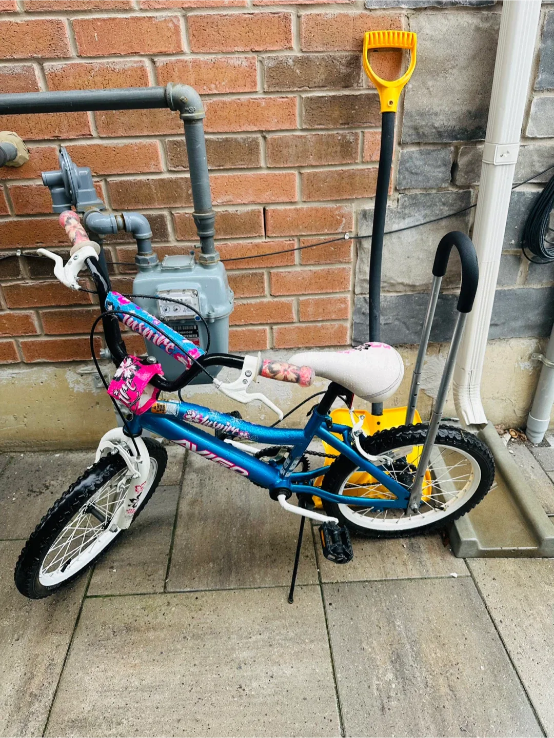 Avigo Lilac Girls' Bike - 16 inch image indicator(3)