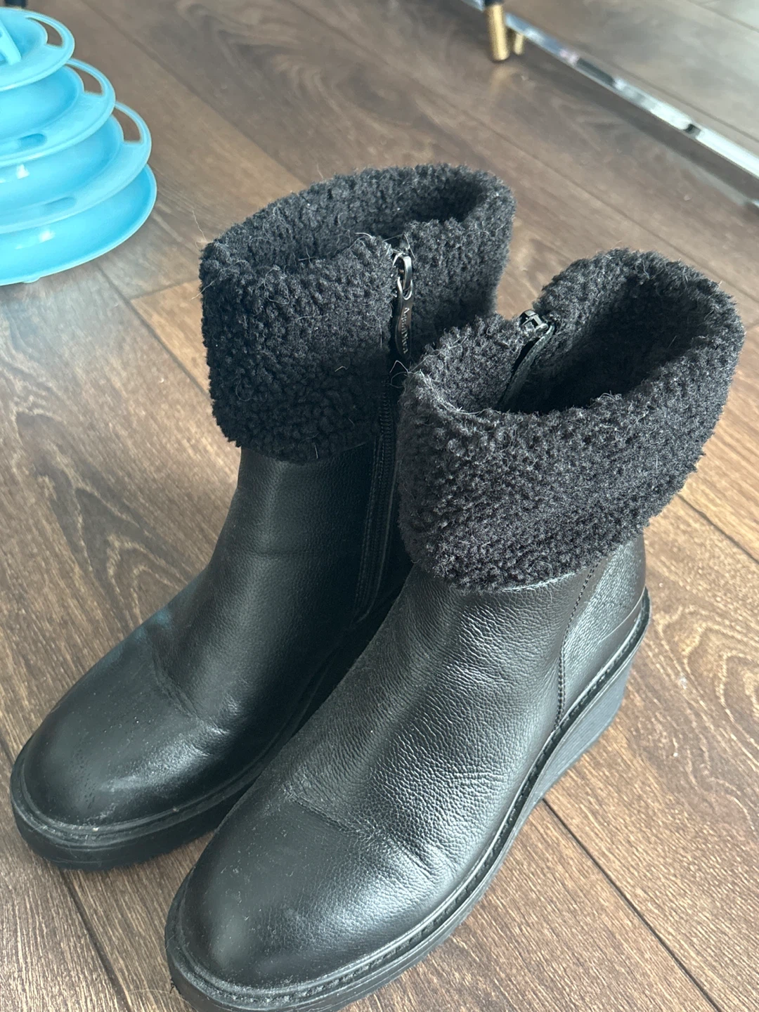 Cute Black Wedge Boots - Size 7 - photo 2