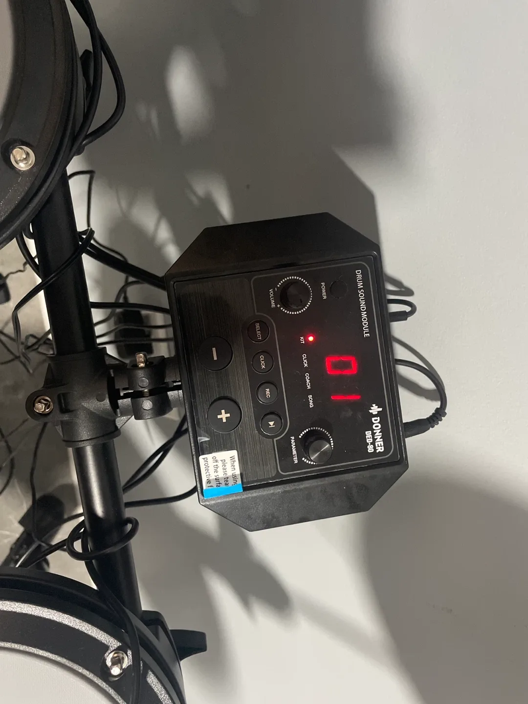 Donner Electronic Drum Set w/ Drumsticks image indicator(4)