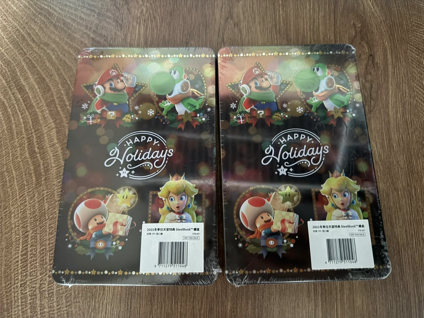 New Super Mario Happy Holidays Steelbook Tin - photo 2