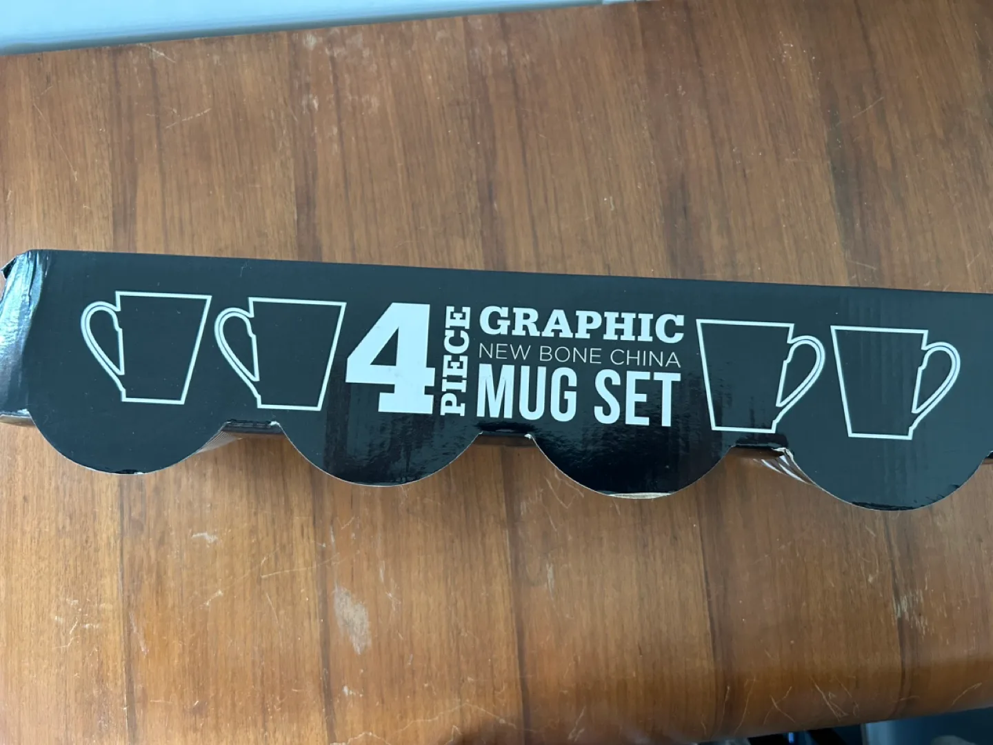 Graphic 4 piece mug set image indicator(3)