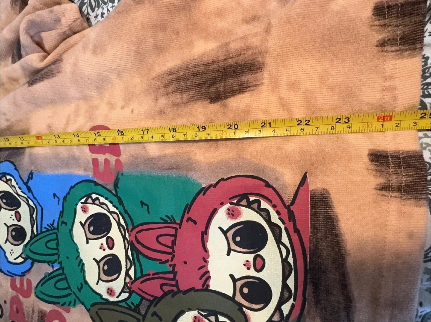 Labubu T-shirt and sweat pants set, Adult one size image indicator(5)