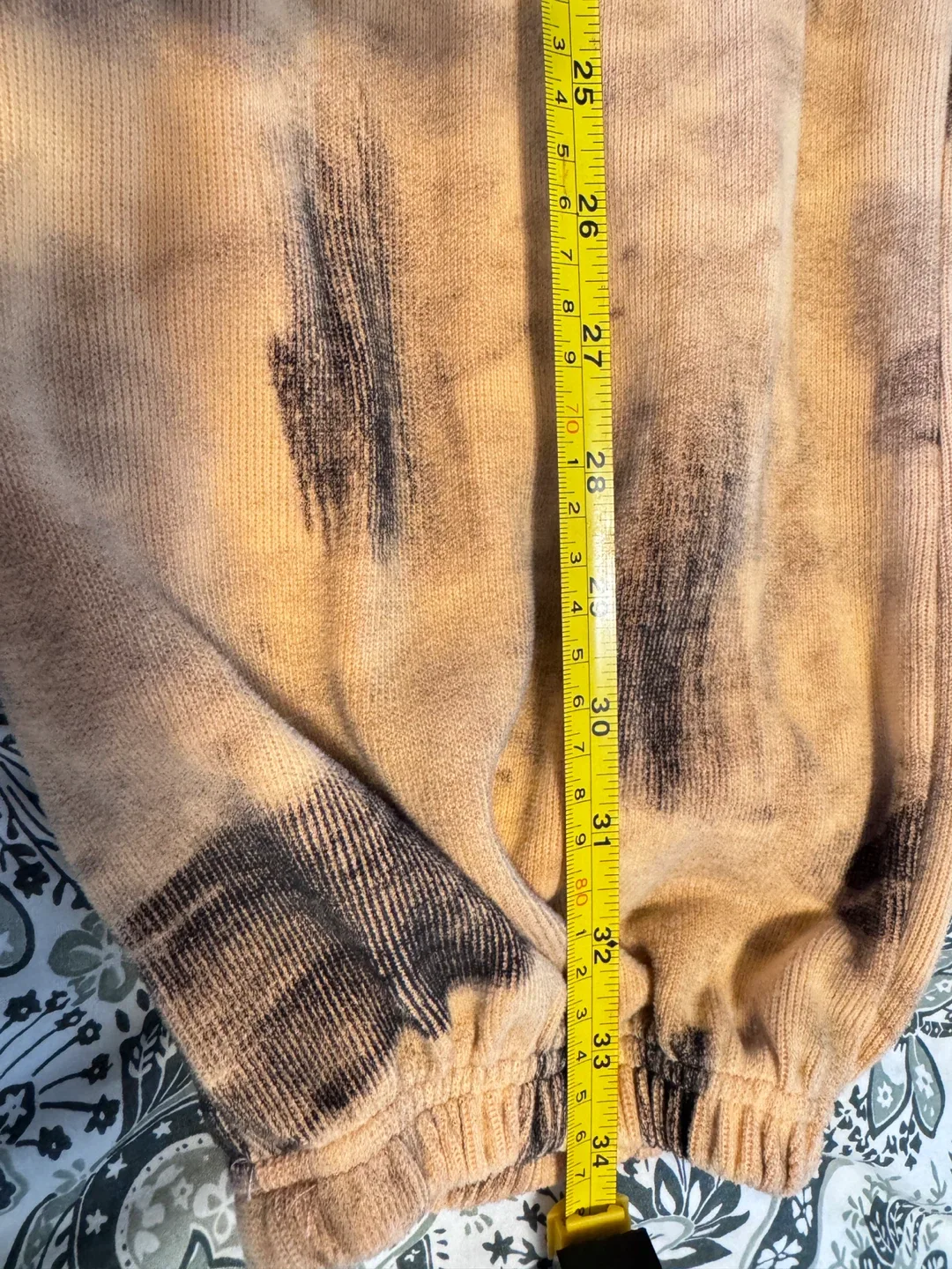 Labubu T-shirt and sweat pants set, Adult one size image indicator(6)