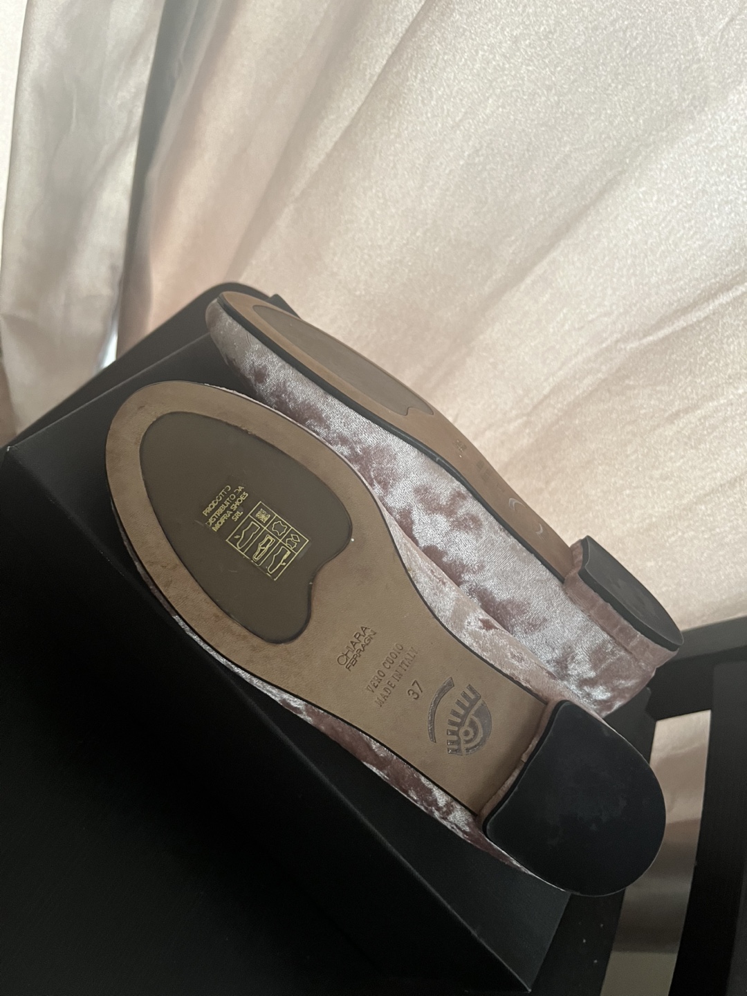 Chiara Ferragni “Never Stop” Velvet Loafers Size 37 - photo 4