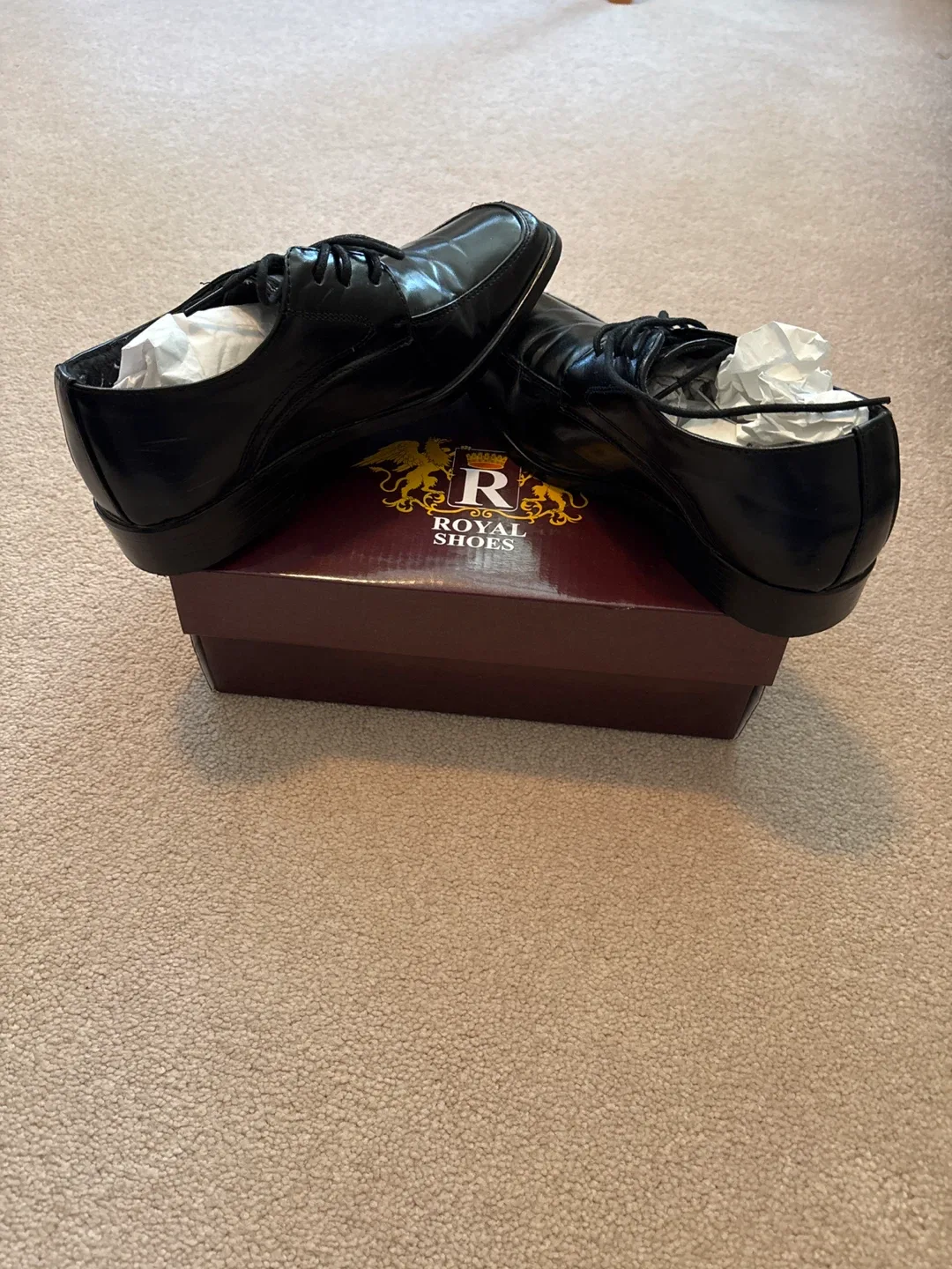 Royal Shoes Black Dress Shoes - Size 3 image indicator(3)