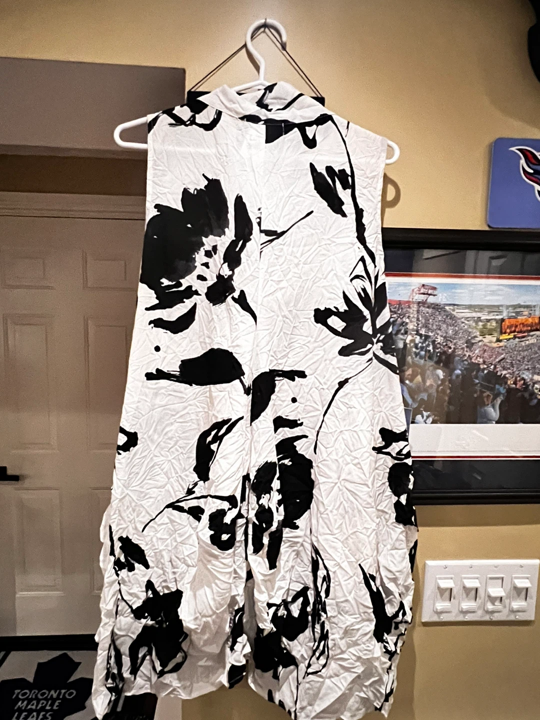 Options for Her Dress - Size Small - photo 2