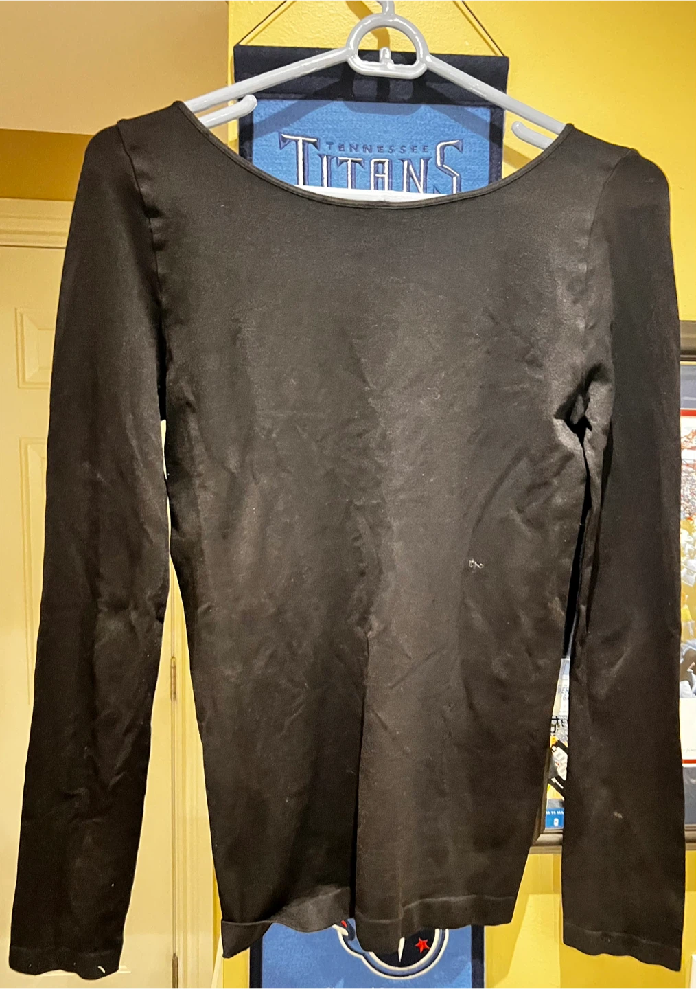 Nikibiki Black Long Sleeve Top Small - photo 2