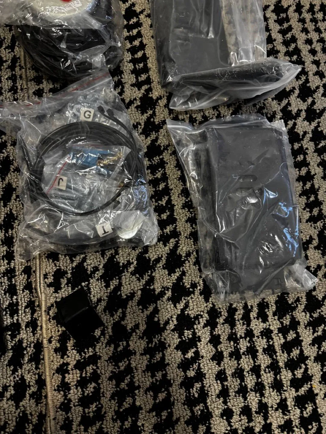 DEEAGLE Air Bags Suspension Kit – Brand New image indicator(4)