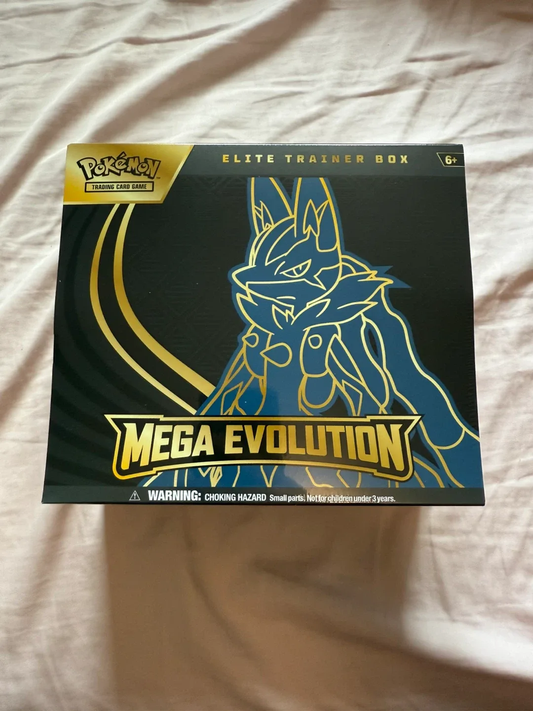 Pokemon TCG Elite Trainer Box Mega Evolution Lucario/ Gardevoir image indicator(2)