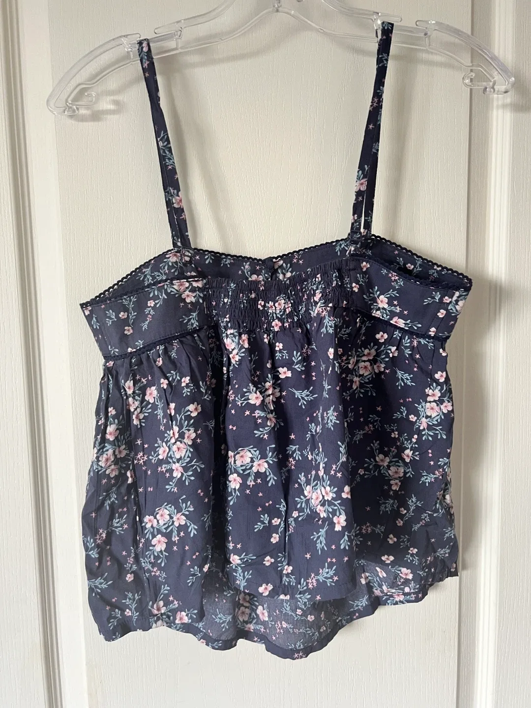 Old Navy Floral Tank Top - Size Small image indicator(4)