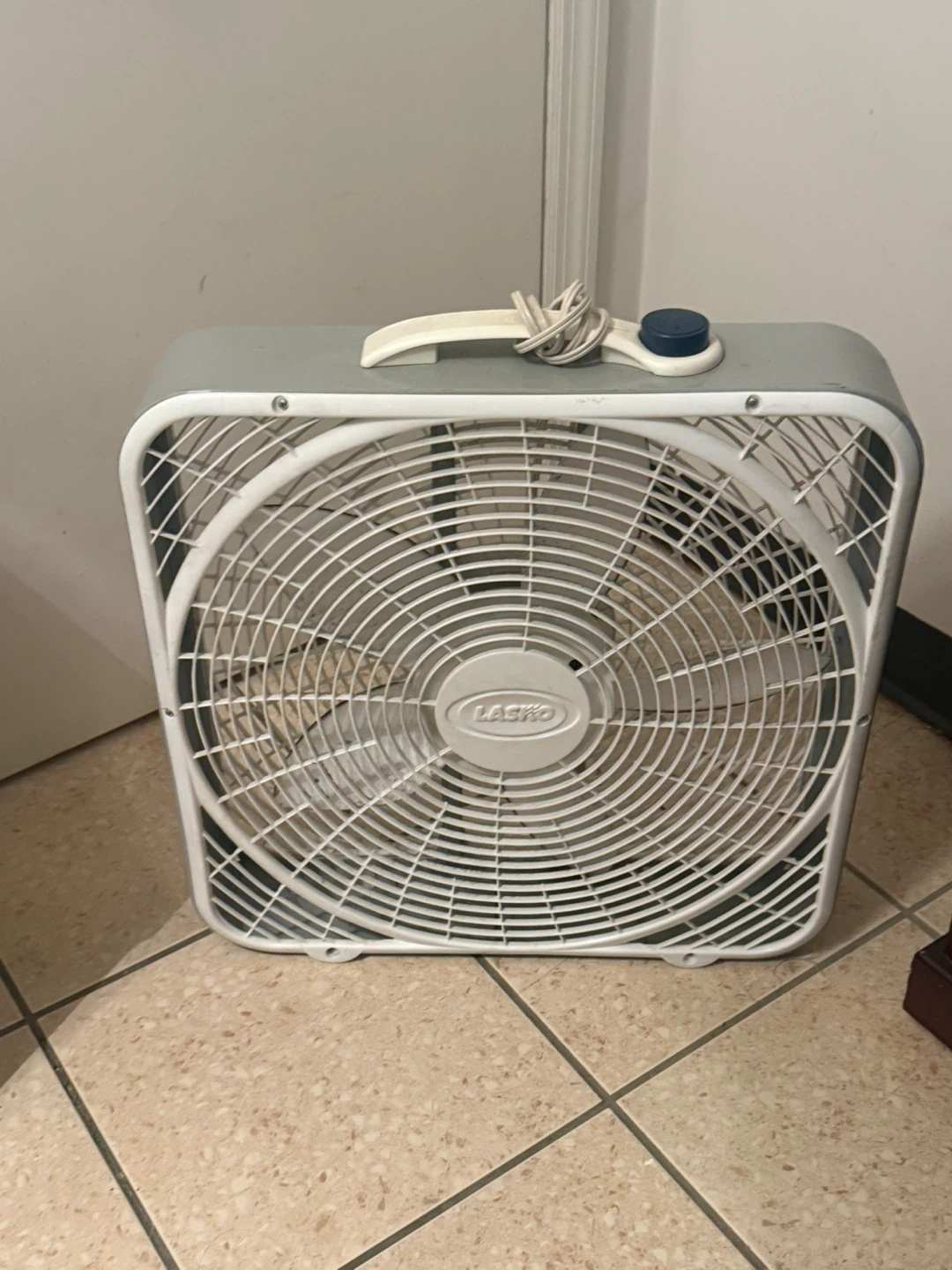 Box fan - white (only for pick up)