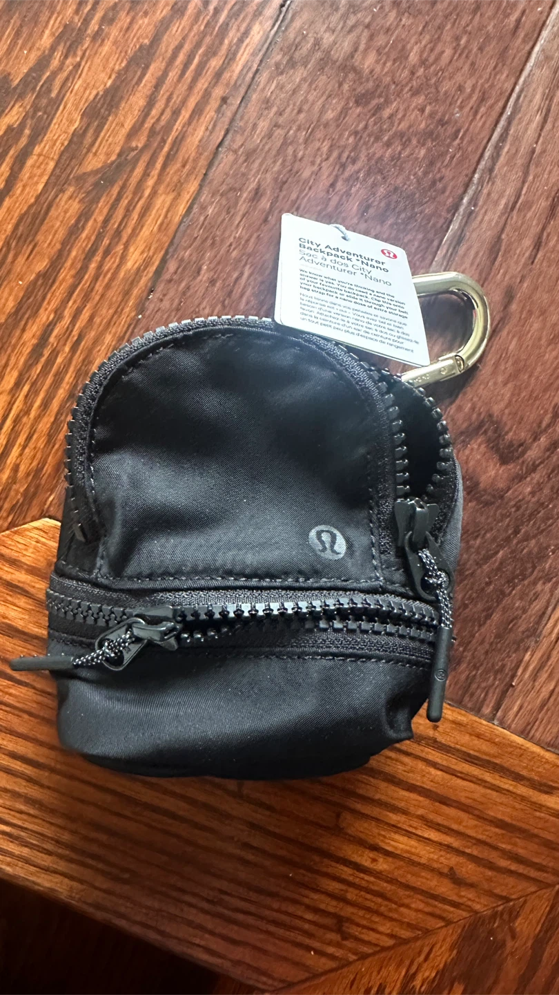 Lululemon City Adventurer Backpack Nano - Black/Gold