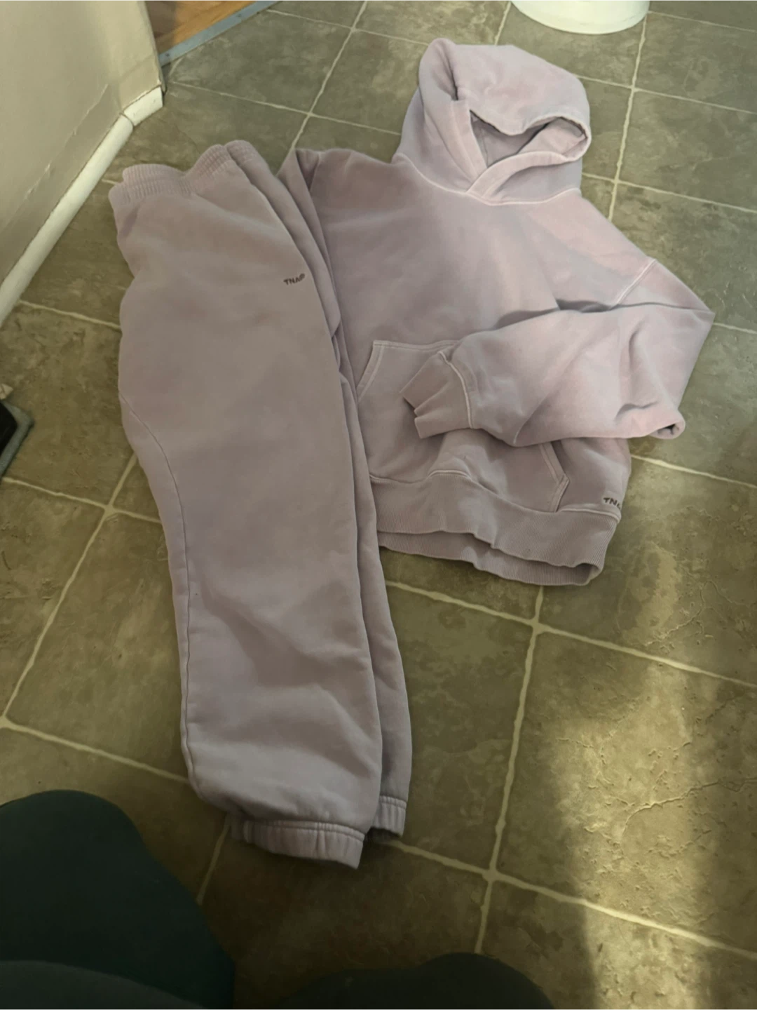TNA Lilac Hoodie & Sweatpants Set - photo 2