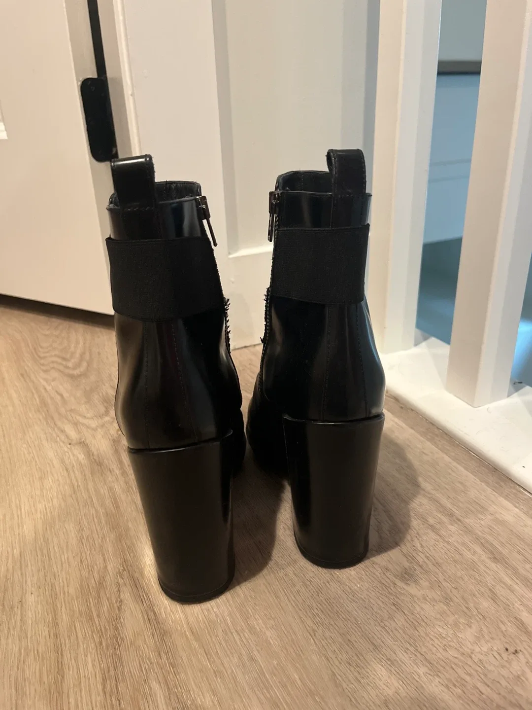 Black Leather Ankle Boots - Size 37 image indicator(4)