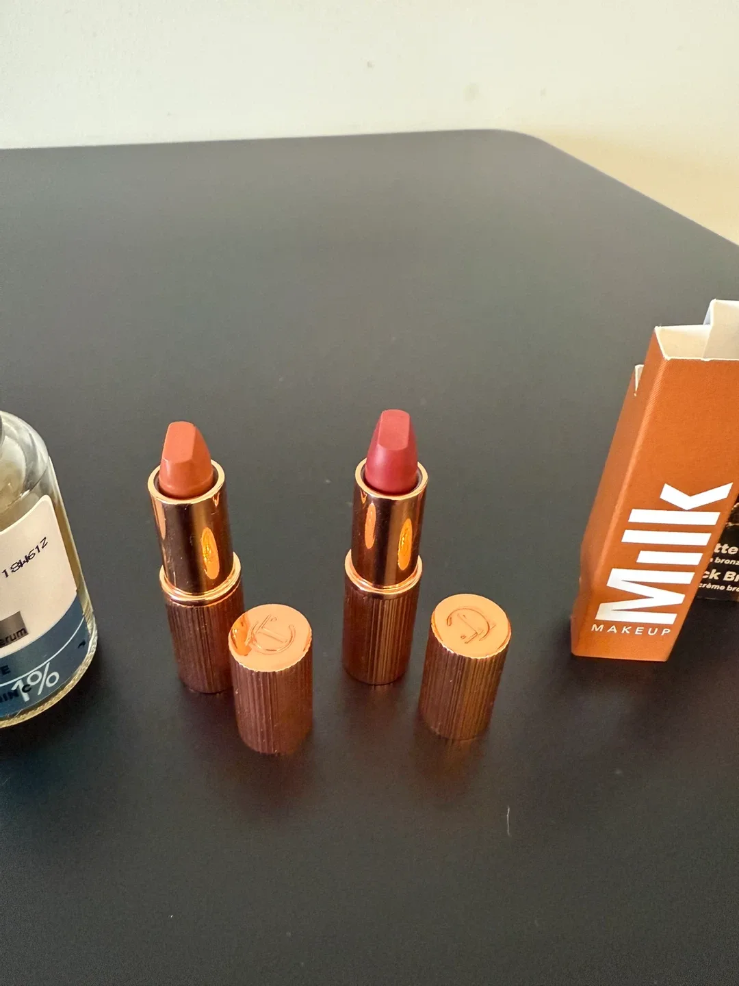 Set of cosmetics image indicator(6)