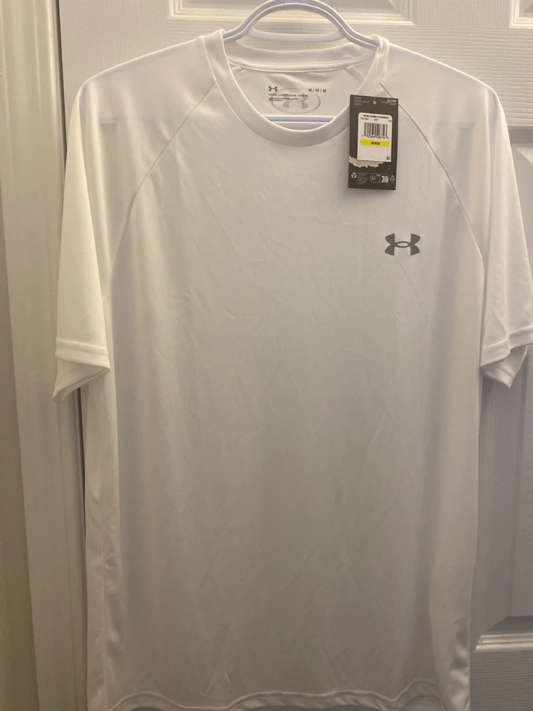 New Under Armour White T-Shirt - Size M thumbnail
