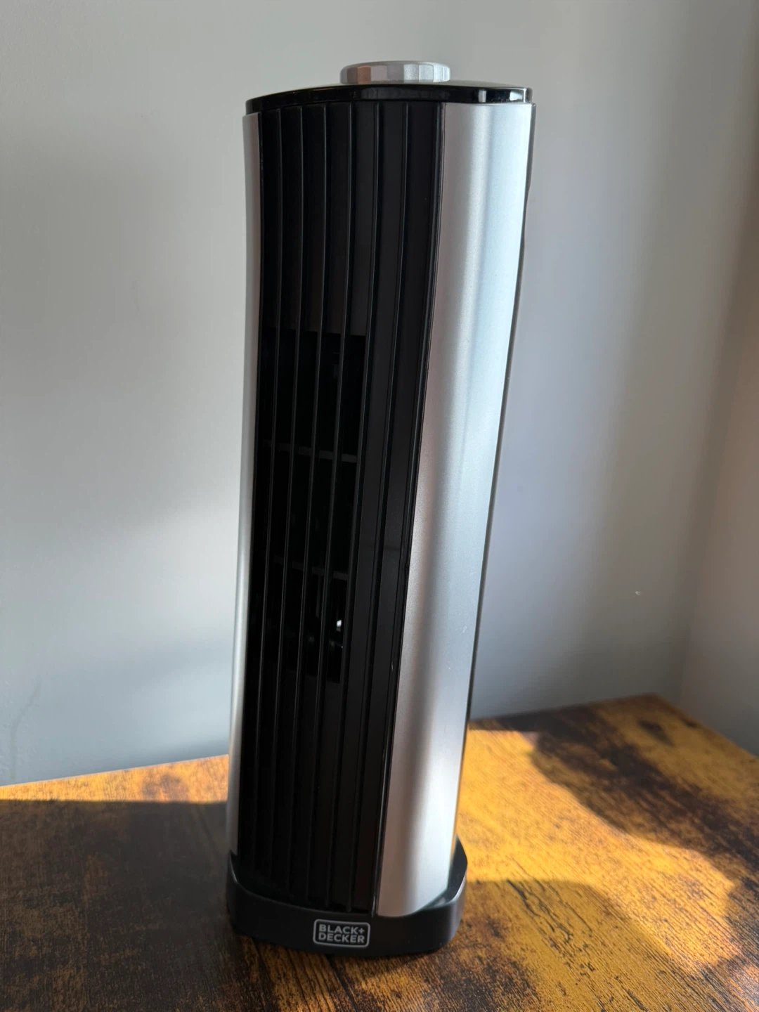 Black+Decker Tower Fan - Great Condition! - photo 3