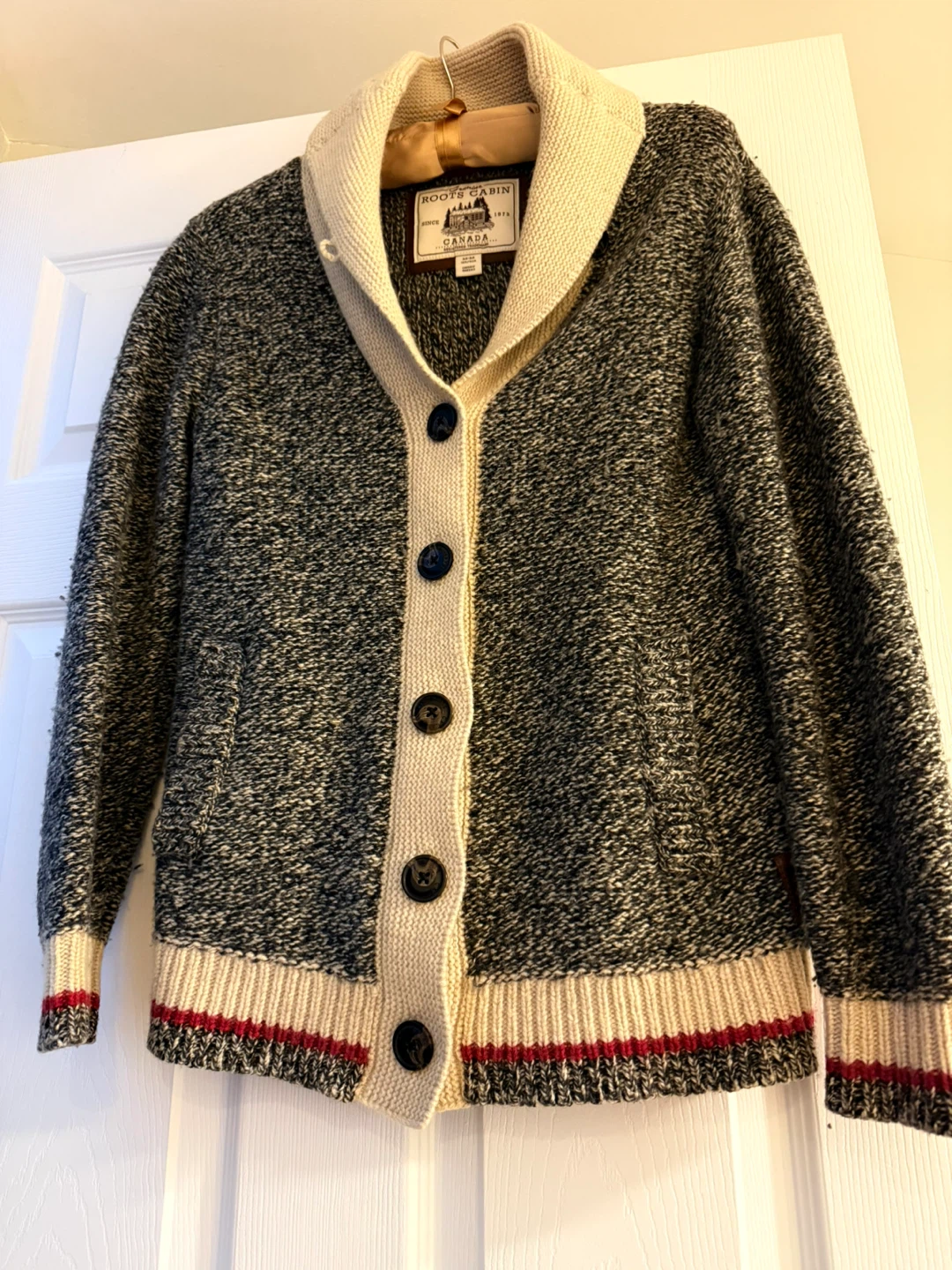 Roots Cabin Cardigan - Size M - photo 2