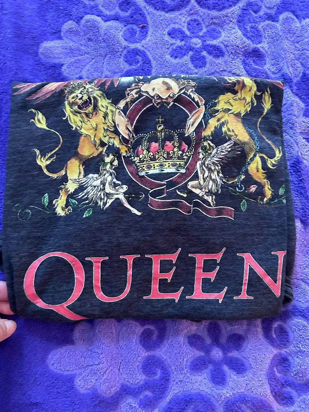 Queen Band T-Shirt image indicator(9)