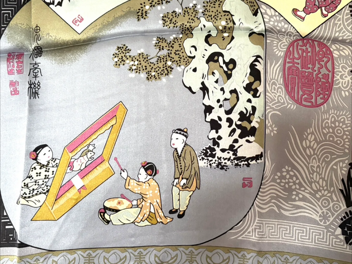 Patterned Silk Scarf with Asian Arts Design - New image indicator(5)