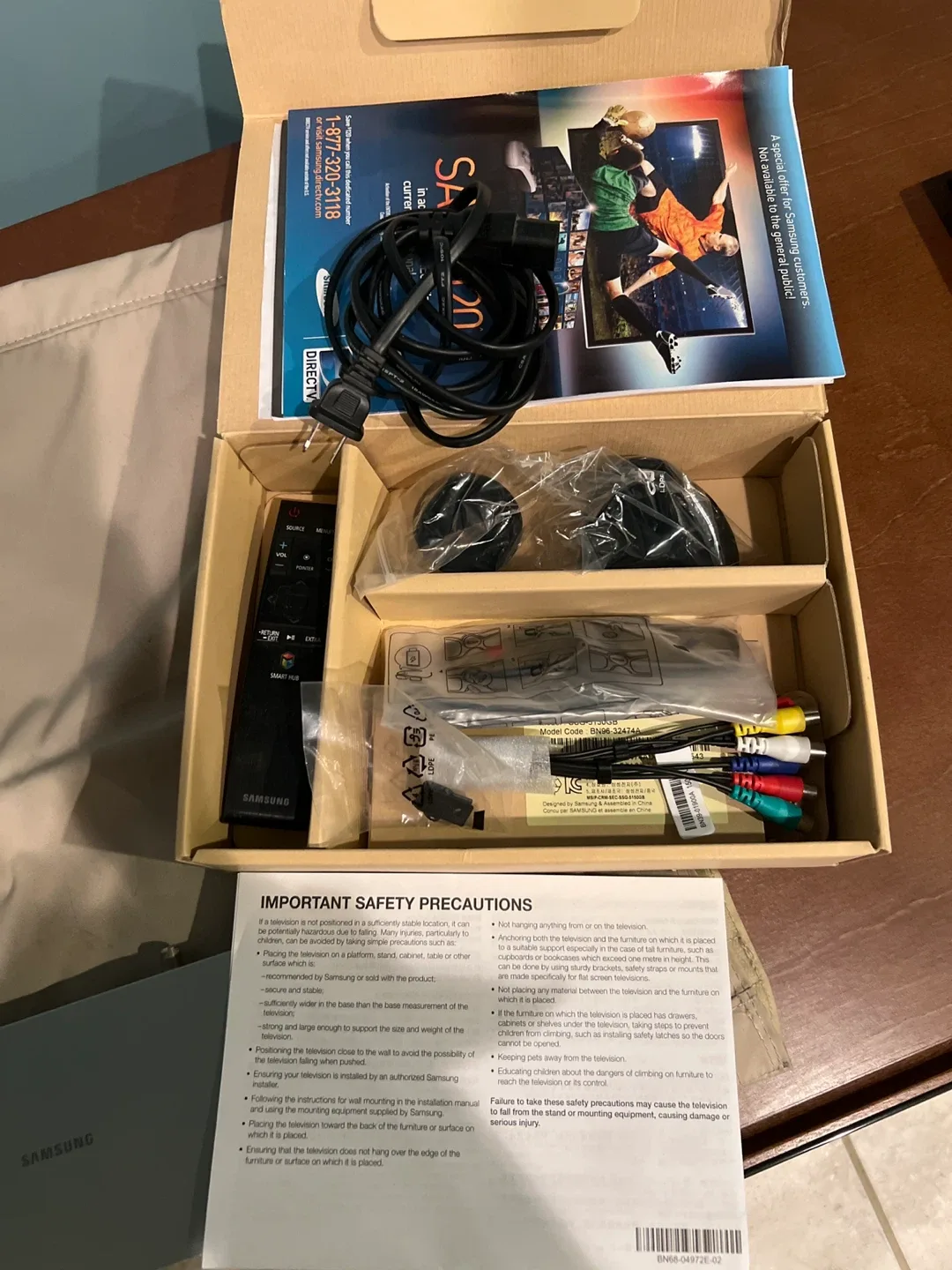 Samsung 55" Smart LED TV UN55JS9000 image indicator(7)