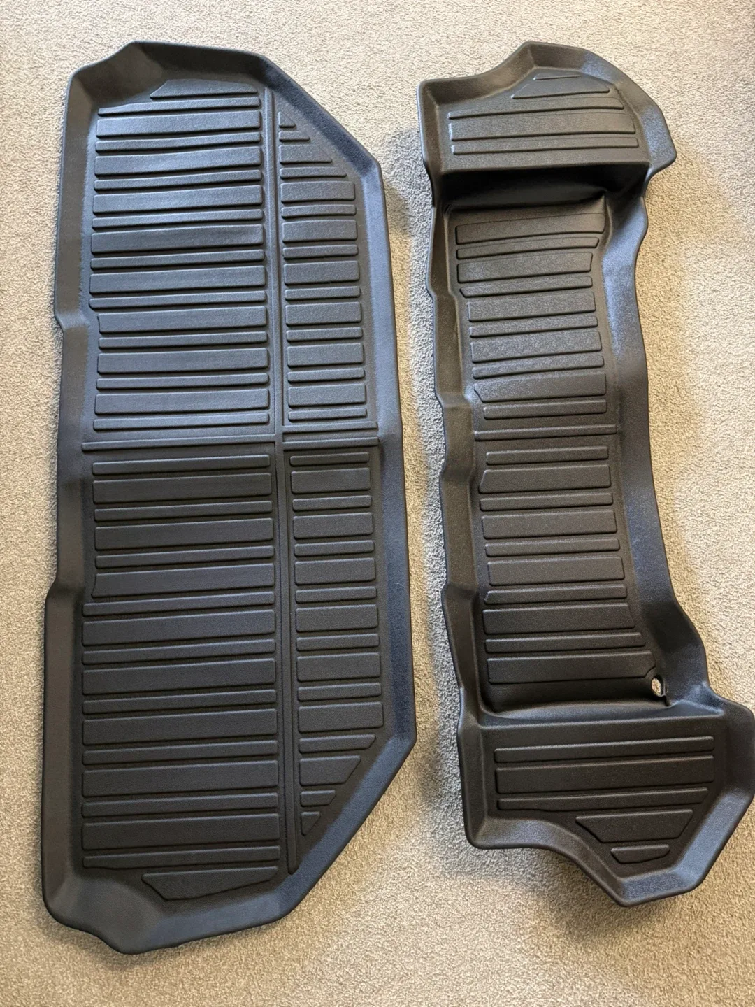 2022-2024 Rivian R1T R1S Front Trunk Mat (Upper + Lower Layer) image indicator(3)