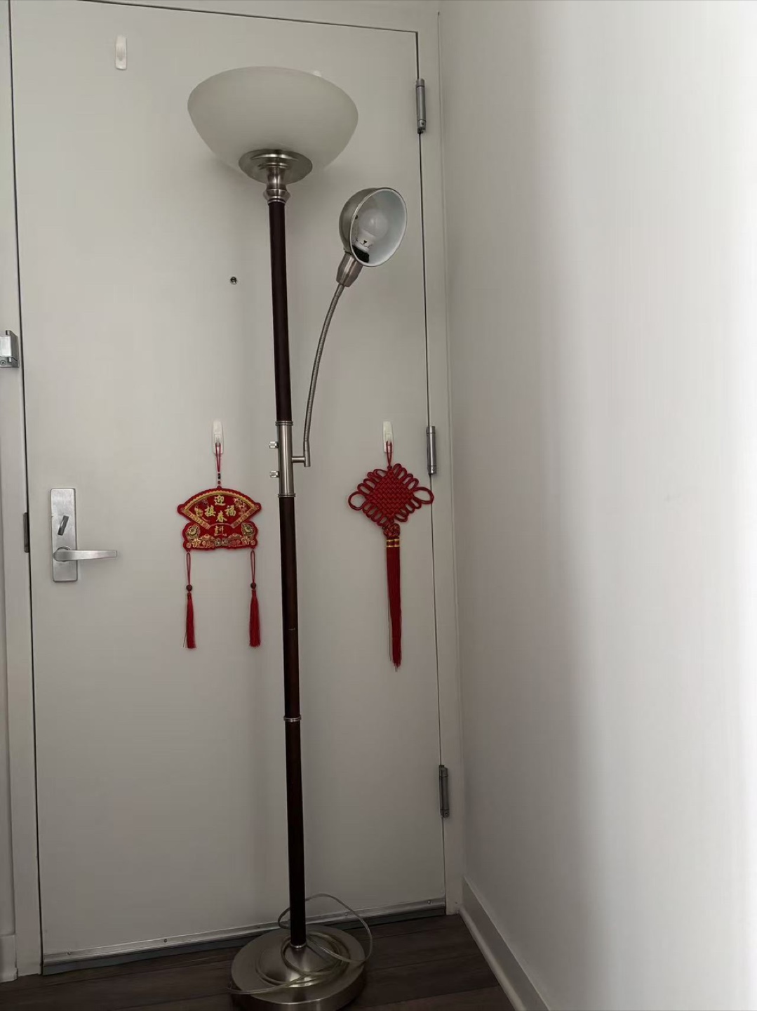 Mainstays Floor Lamp with Reading Light - photo 2