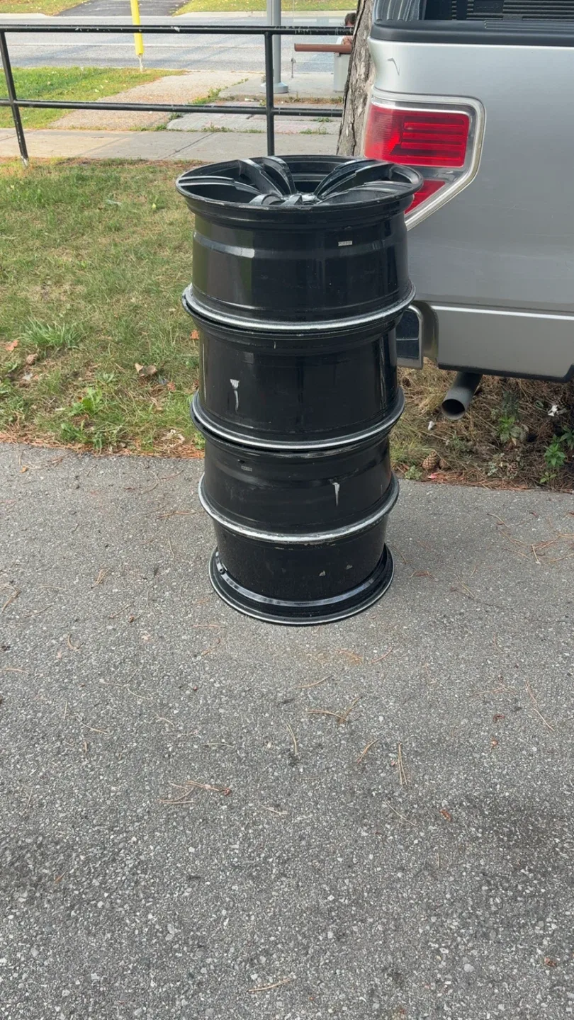 BMW 5 Series Black Alloy Wheels - Set of 4 19” image indicator(4)