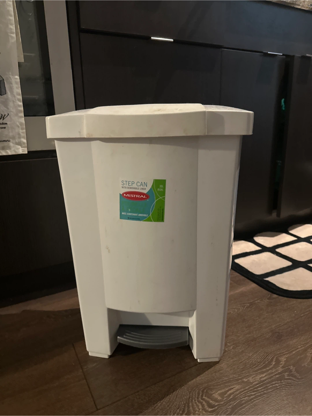 Trash Bin  - White