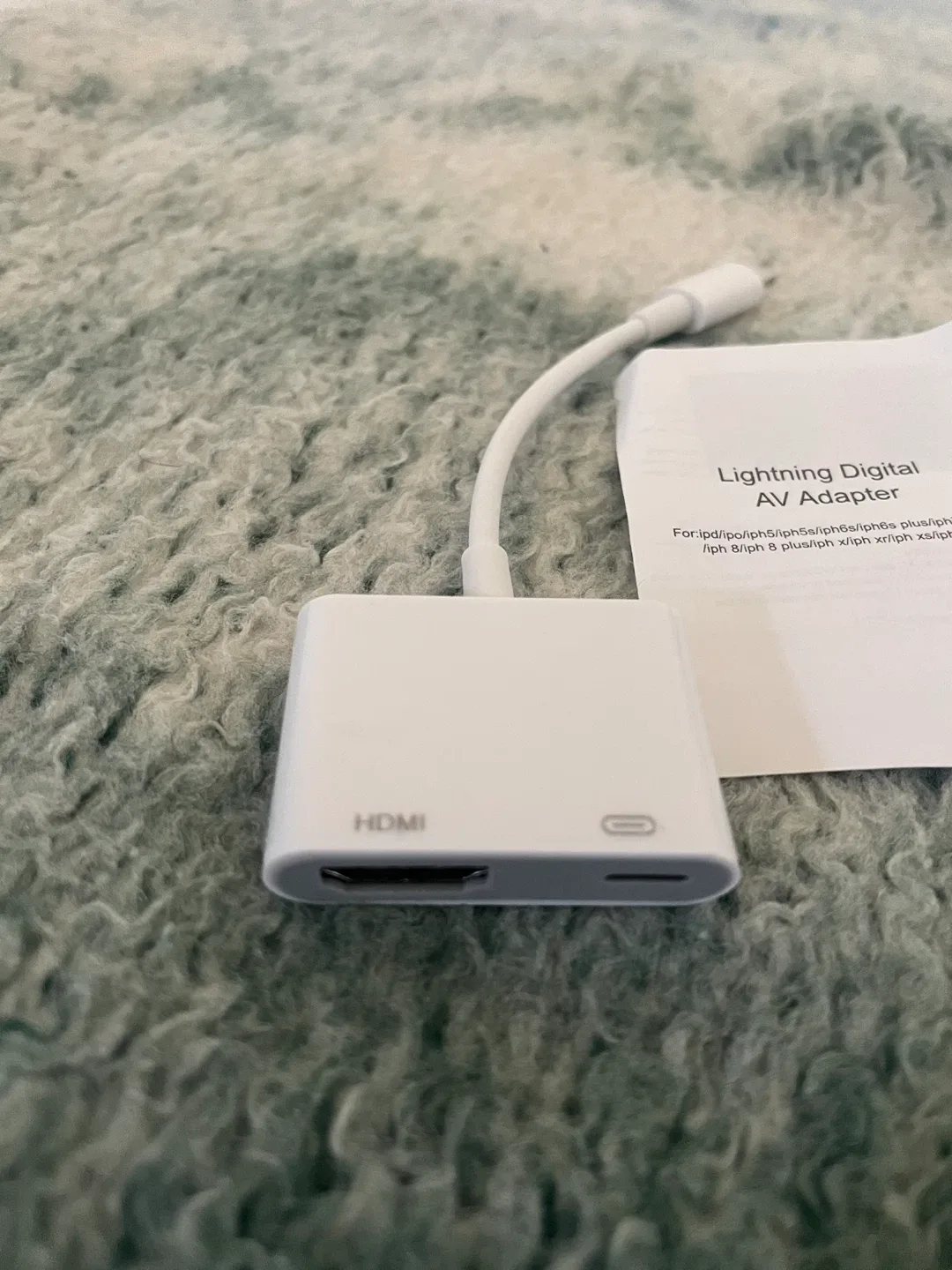 Apple MFi Certified Lightning to HDMI Converter thumbnail