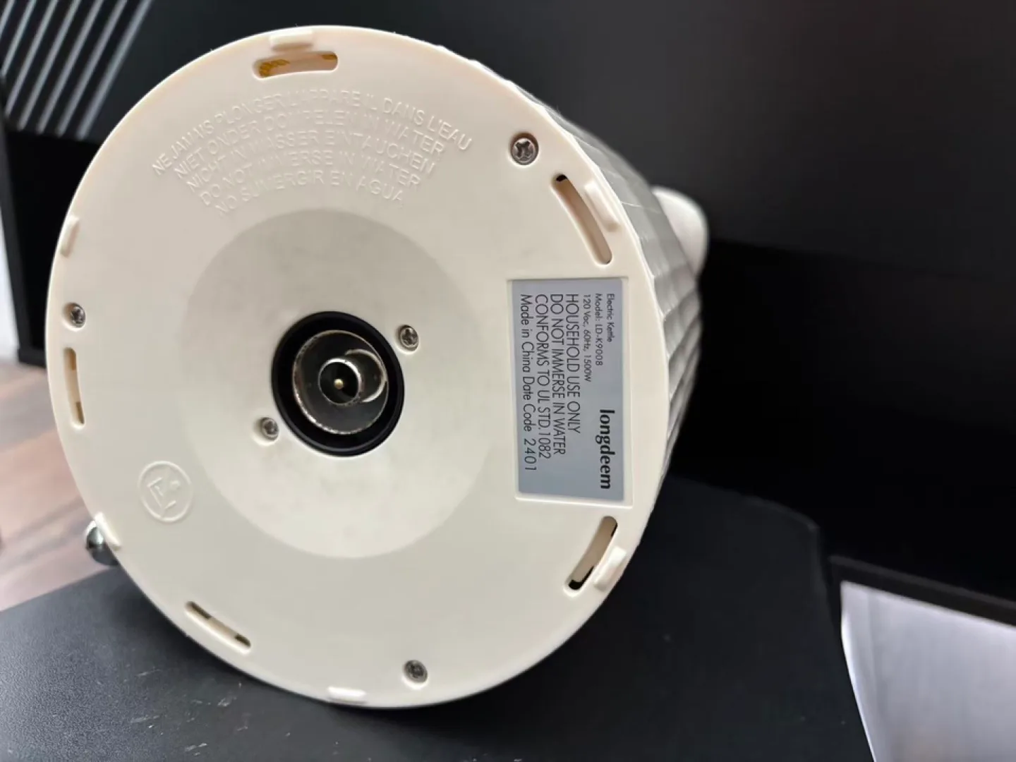 Longdeem Electric Kettle - White image indicator(4)