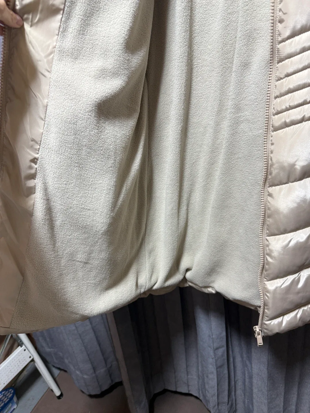 Women’s Winter Puffer Coat - Size XL image indicator(5)