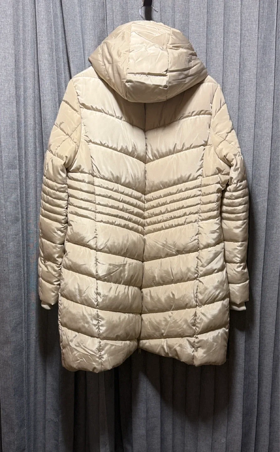 Women’s Winter Puffer Coat - Size XL image indicator(3)