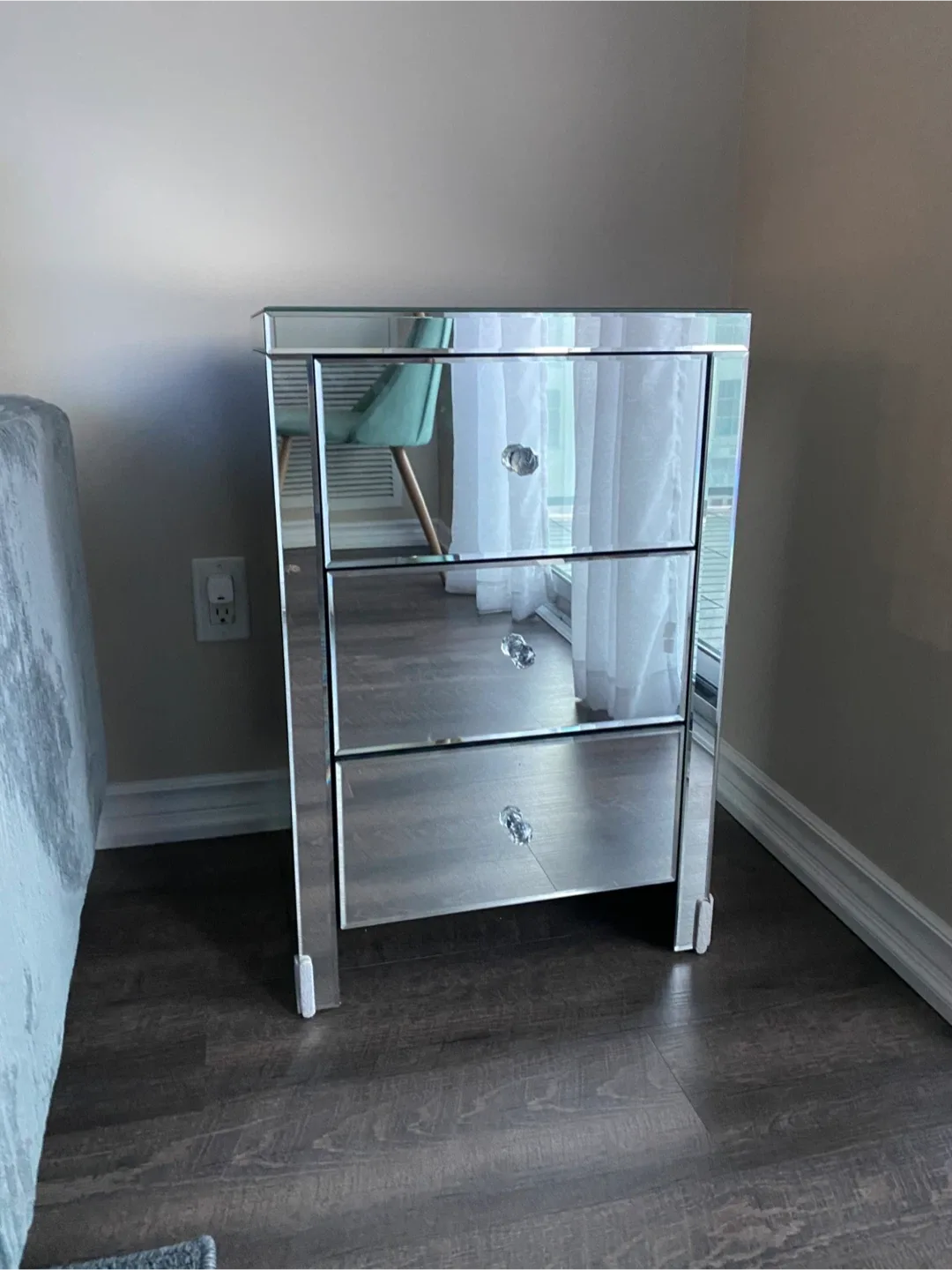 Mirrored 3-Drawer Nightstand image indicator(3)
