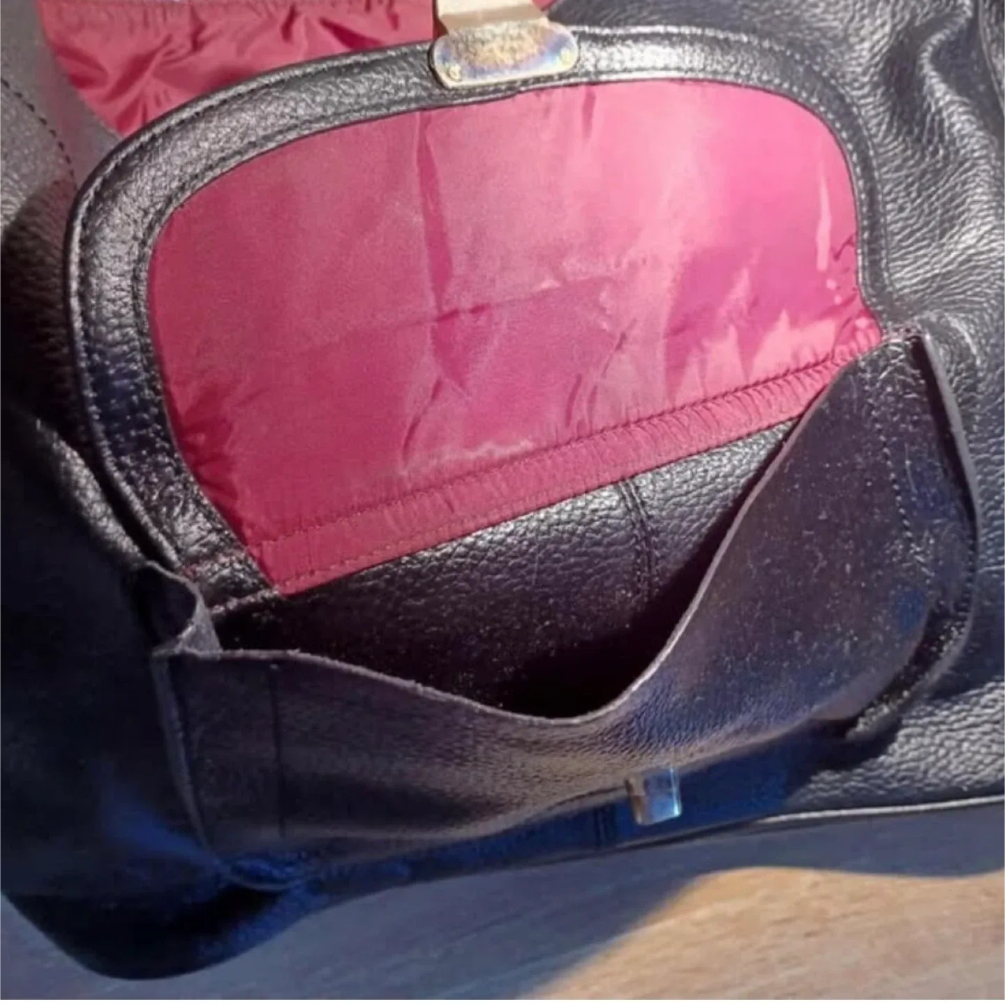 Banana Republic Black Genuine Leather Hobo Bag image indicator(4)