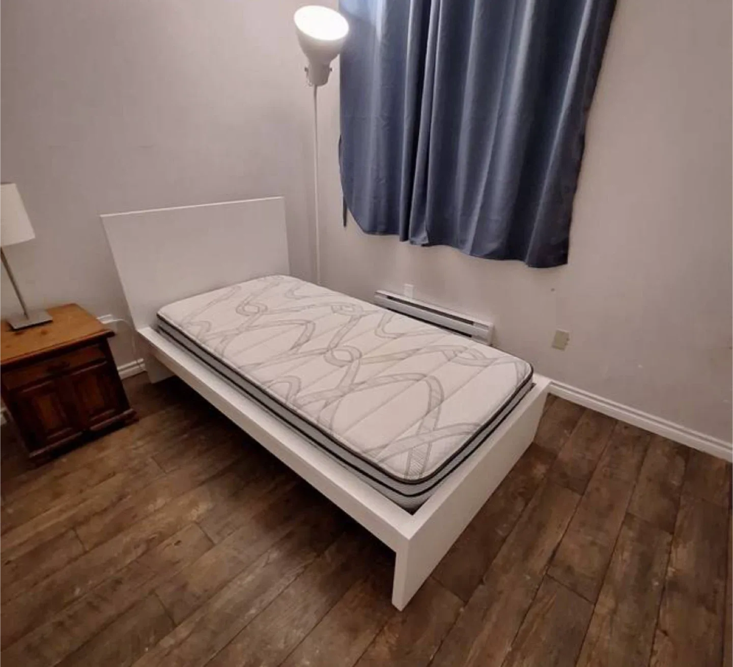 Ikea Twin malm bed frame *Free delivery thumbnail