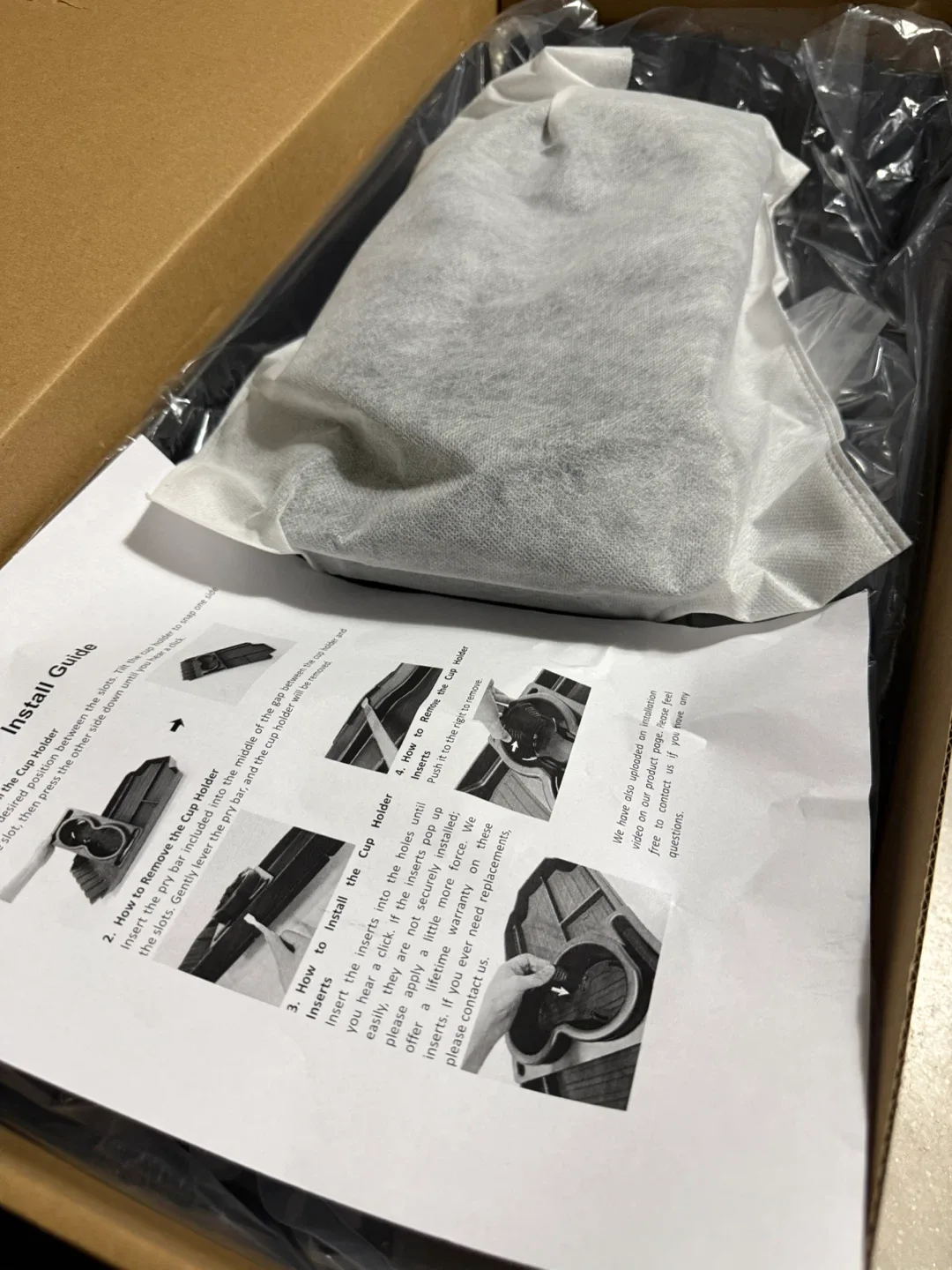 2024-2025 Tesla Cybertruck Front Centre Lower Console Organizer image indicator(2)